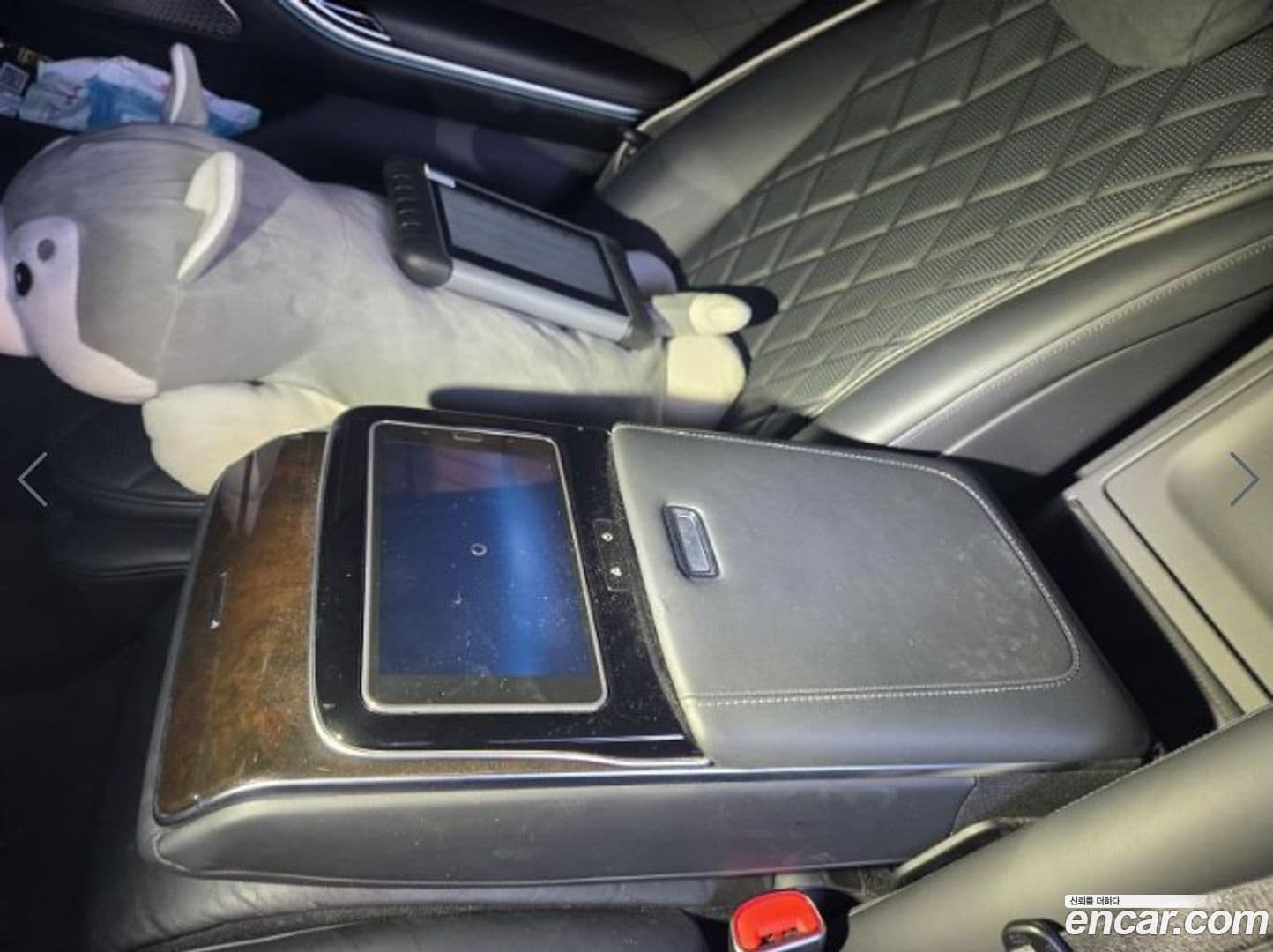 Main__Slider__Photo:S-Class Mercedes-Benz 2021.3-6