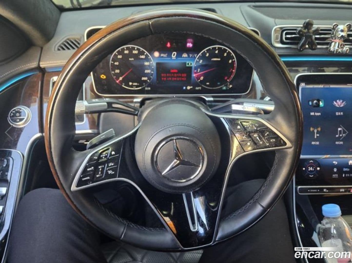 Main__Slider__Photo:S-Class Mercedes-Benz 2021.3-7