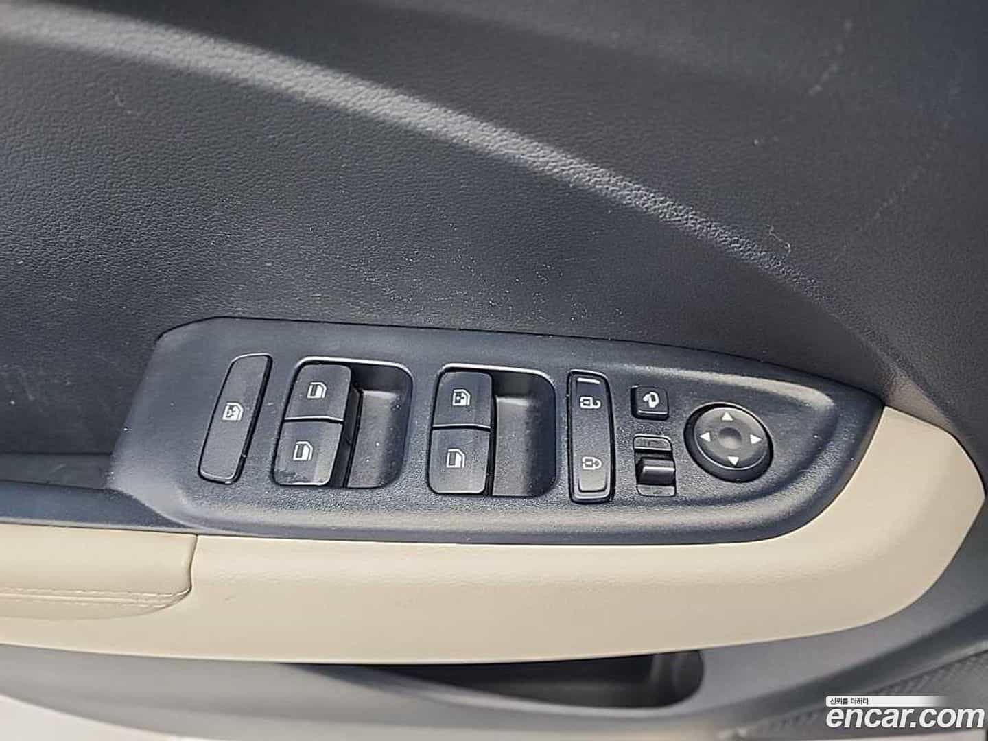 Venue Hyundai 2020.7-OPTION-019