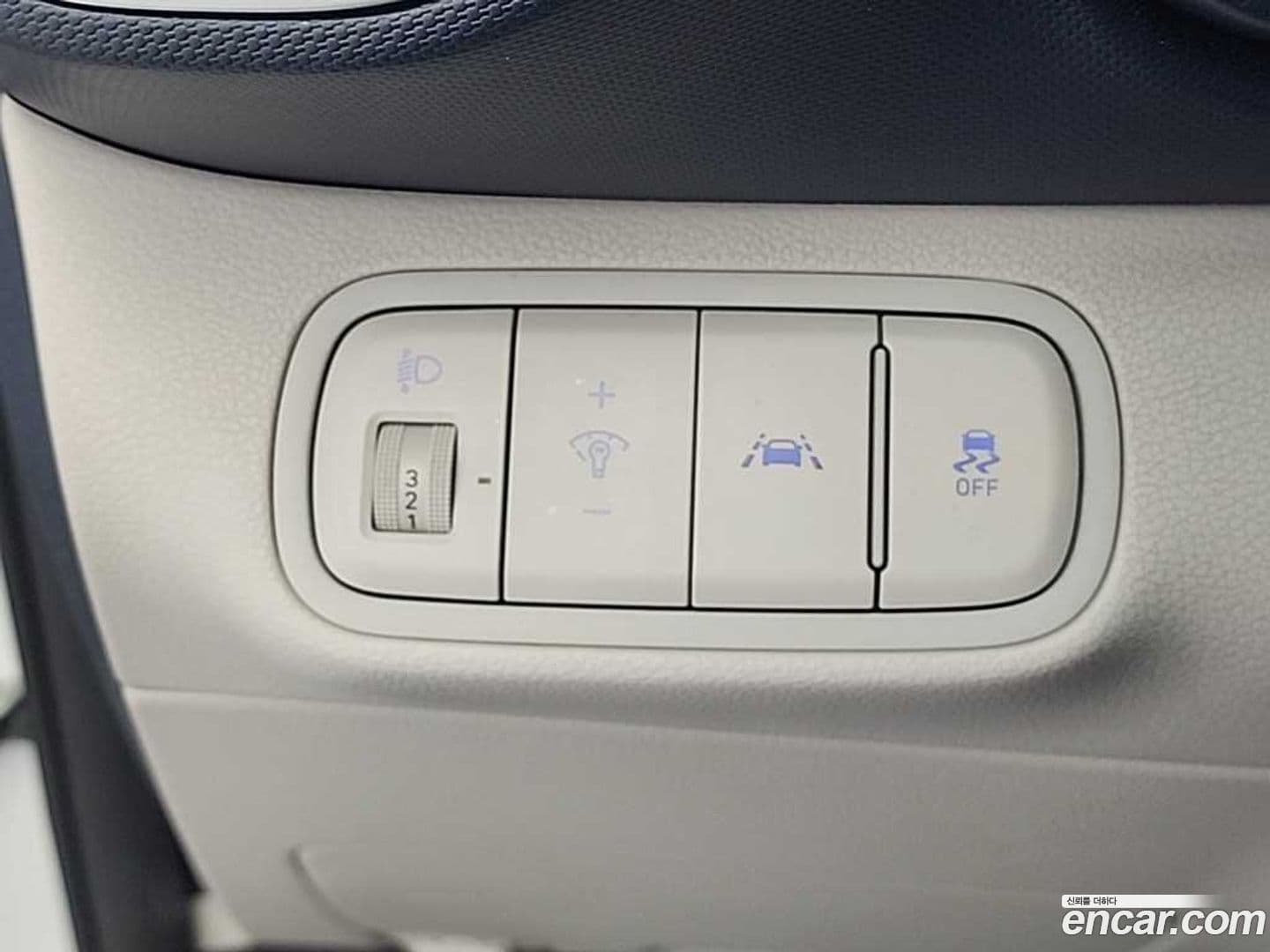 Main__Slider__Photo:Venue Hyundai 2020.7-15