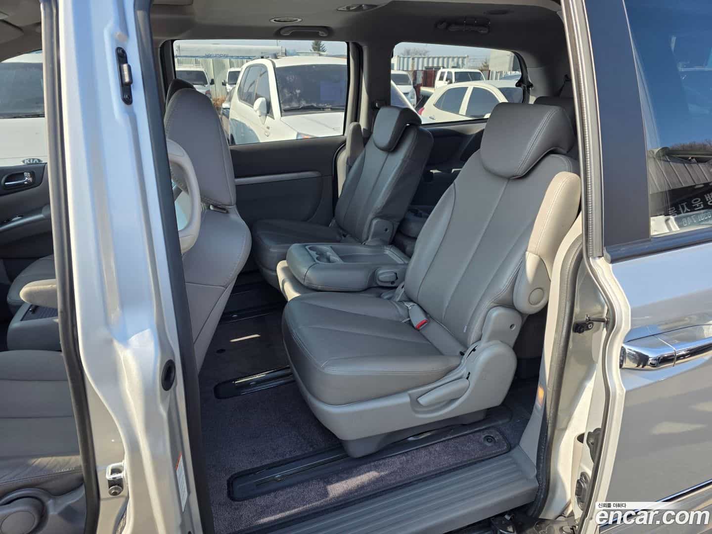 Canival Kia 2014.5-INNER-008