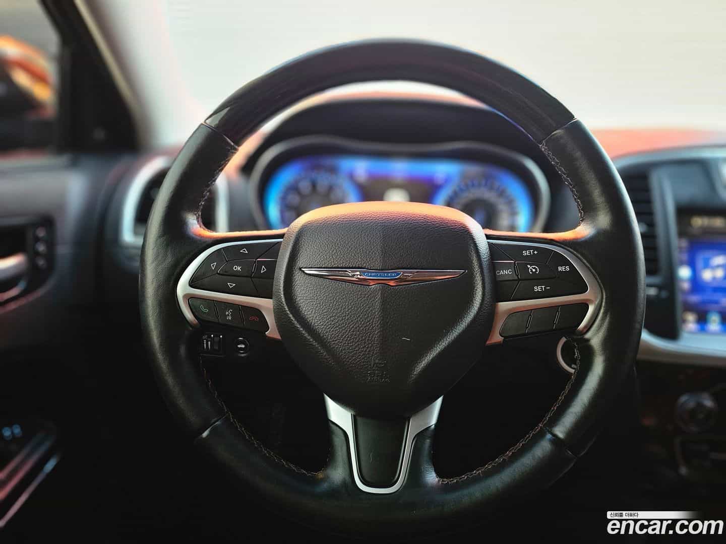 300C Chrysler 2016.11-OPTION-015