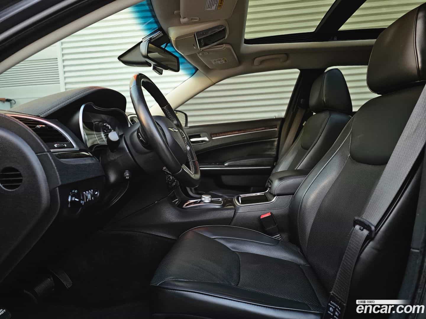 300C Chrysler 2016.11-OPTION-016