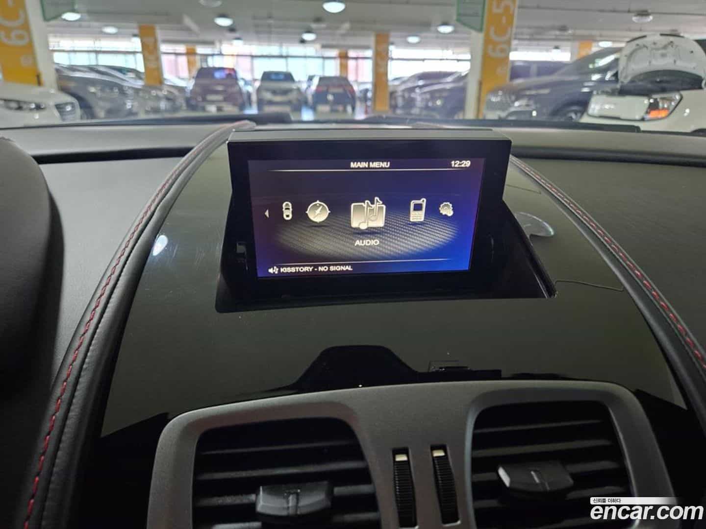 Vantage Astonmartin 2016.11-INNER-009