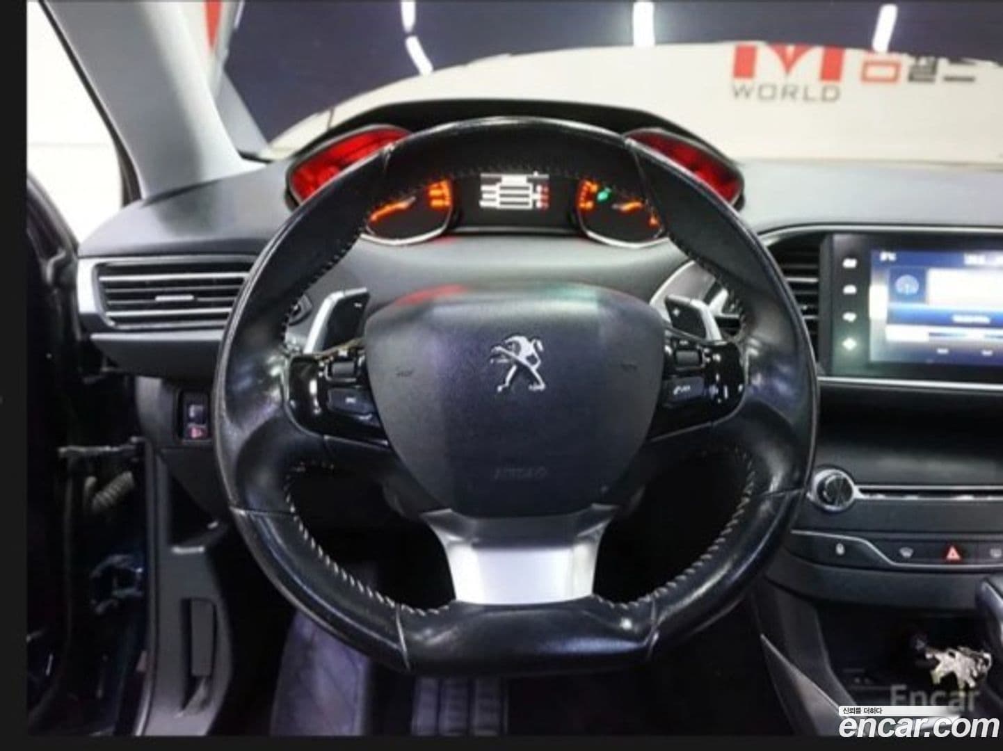 Main__Slider__Photo:308 Peugeot 2016.3-6