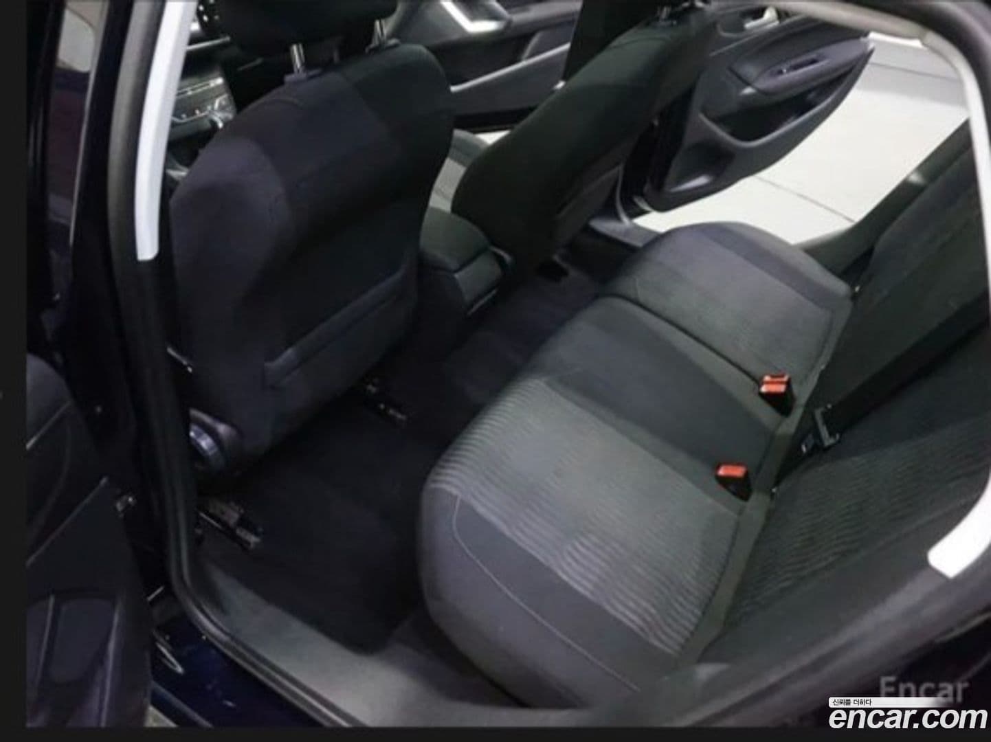 Main__Slider__Photo:308 Peugeot 2016.3-8