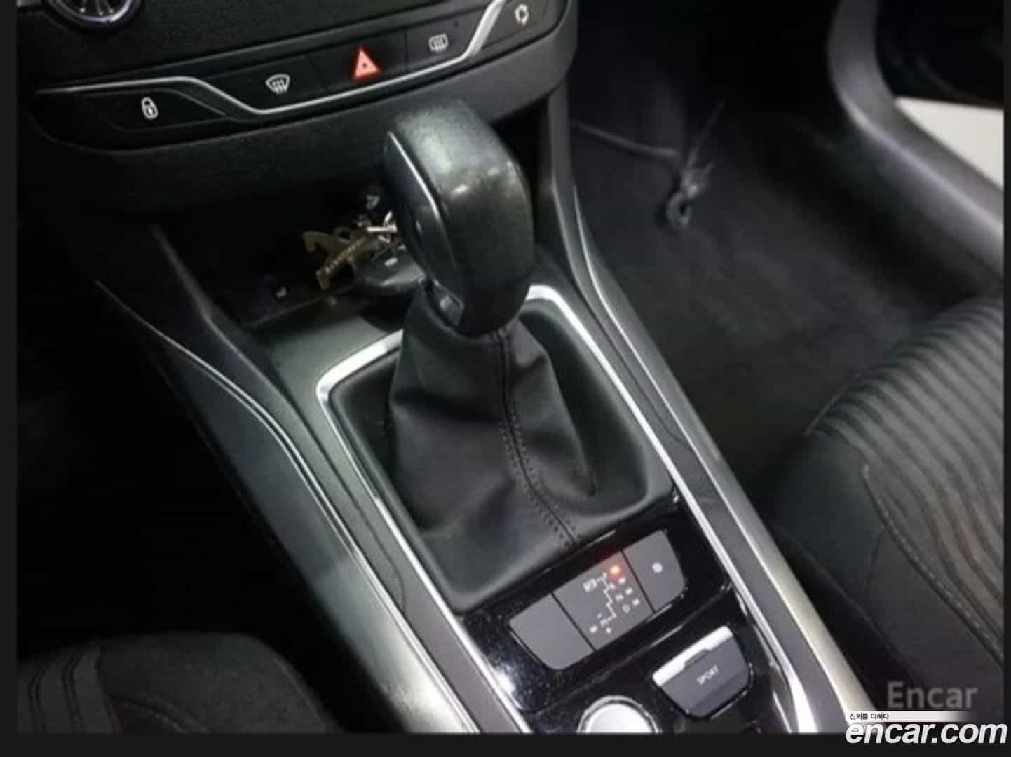 308 Peugeot 2016.3-INNER-010