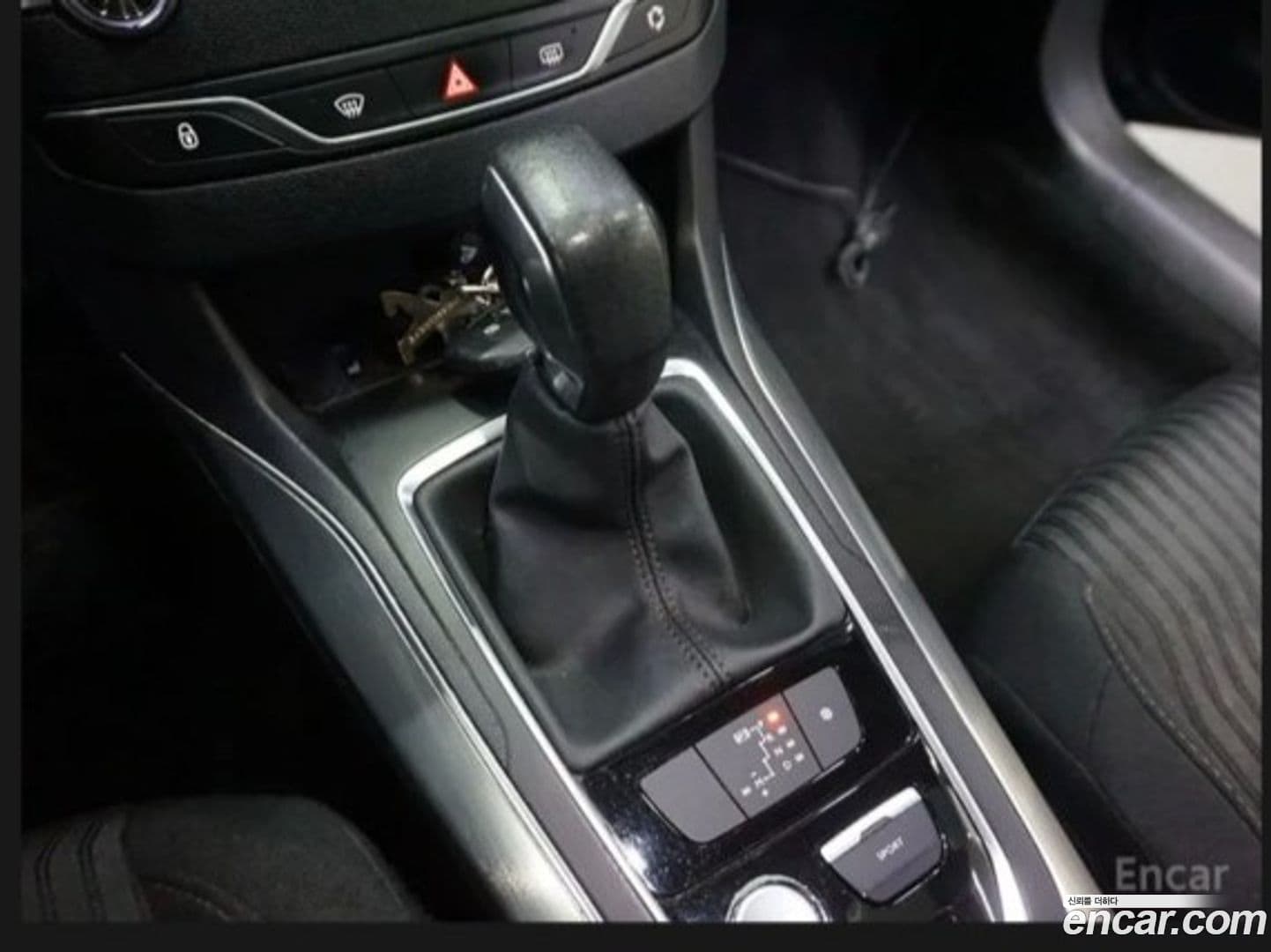 Main__Slider__Photo:308 Peugeot 2016.3-9