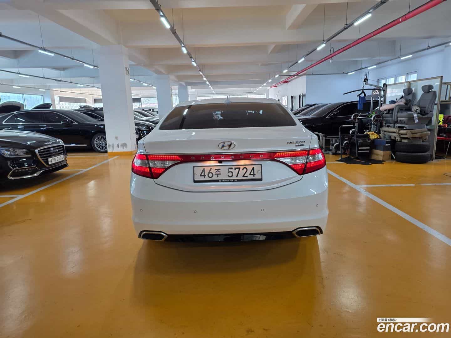 Grandeur Hyundai 2015.8-OUTER-004