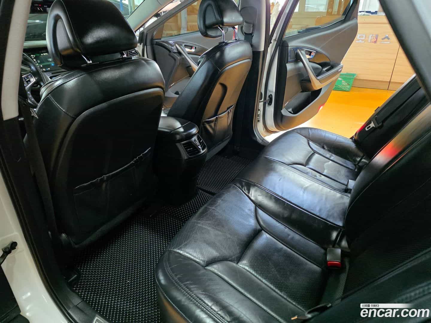 Grandeur Hyundai 2015.8-INNER-009