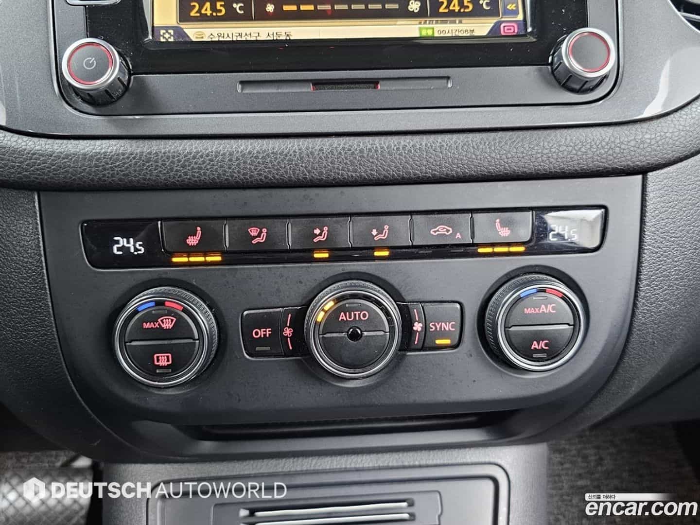 Tiguan Volkswagen 2015.8-OPTION-021