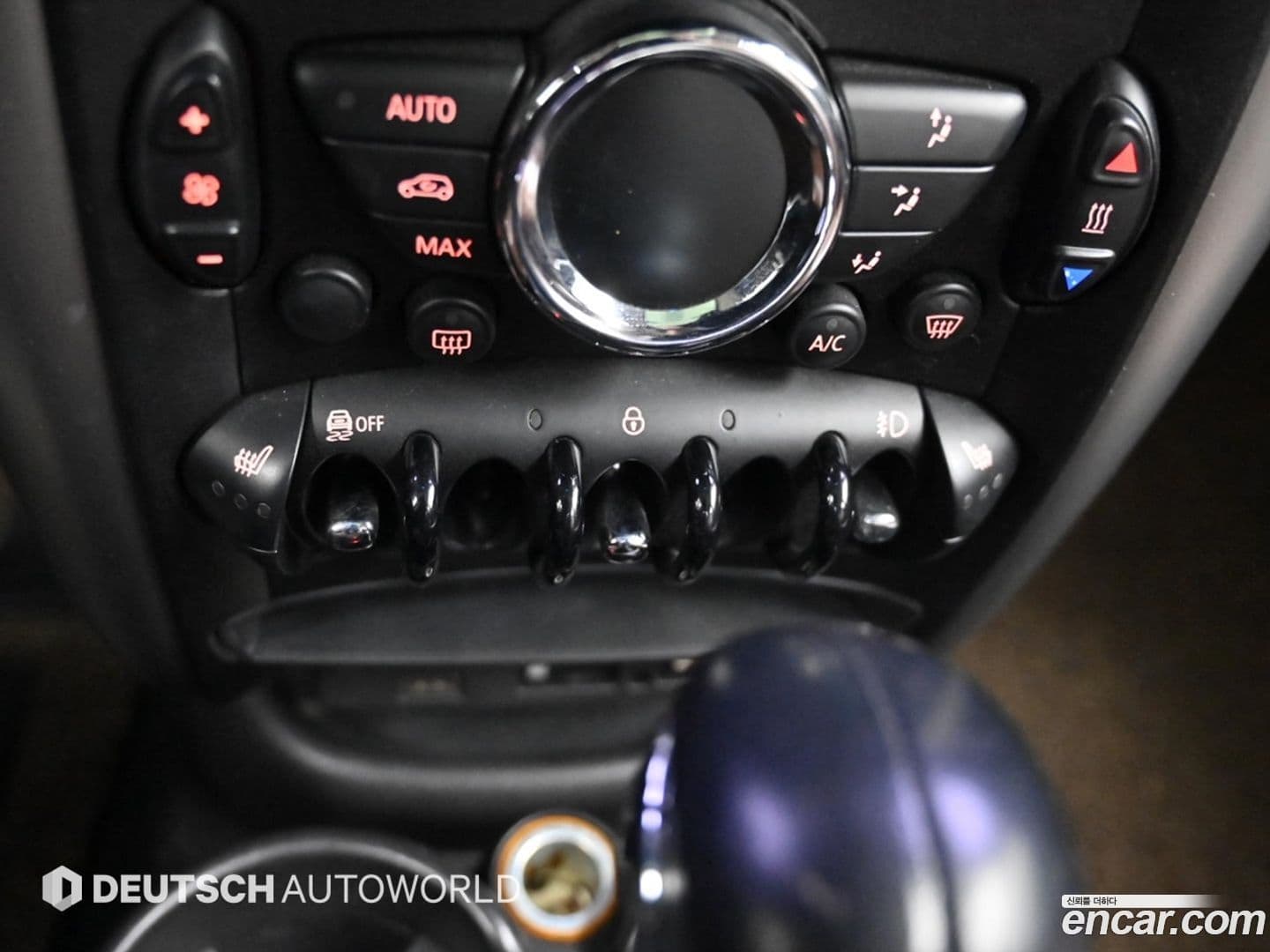 Main__Slider__Photo:Countryman Mini 2013.8-16