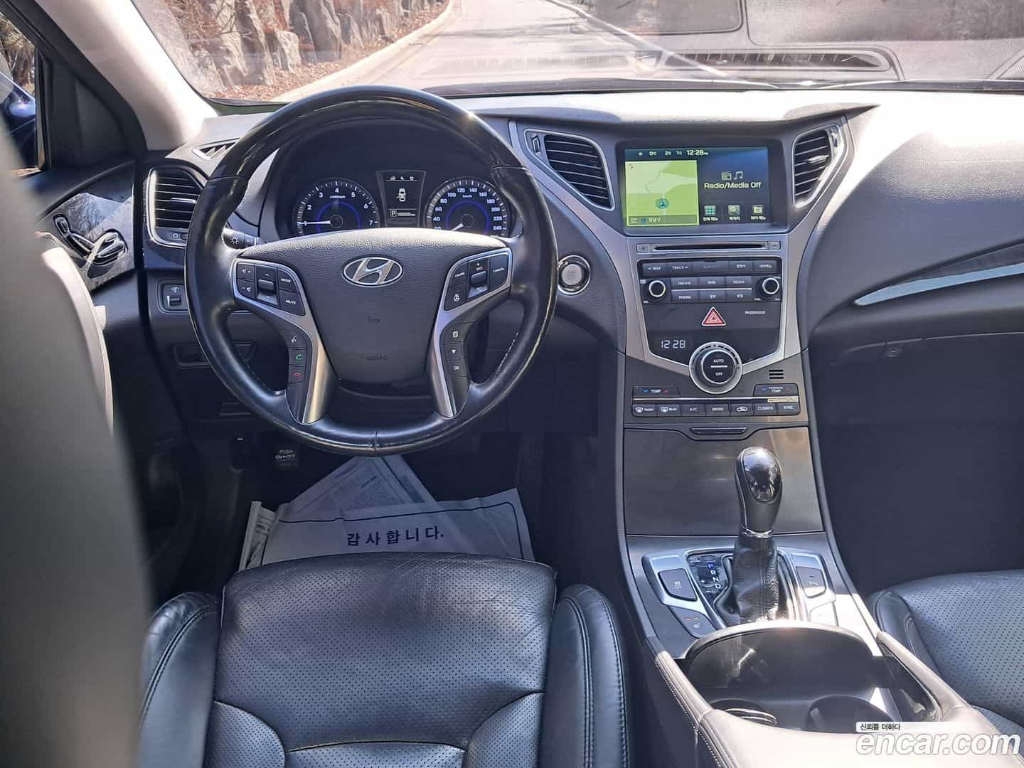 Grandeur Hyundai 2014.11-OPTION-019