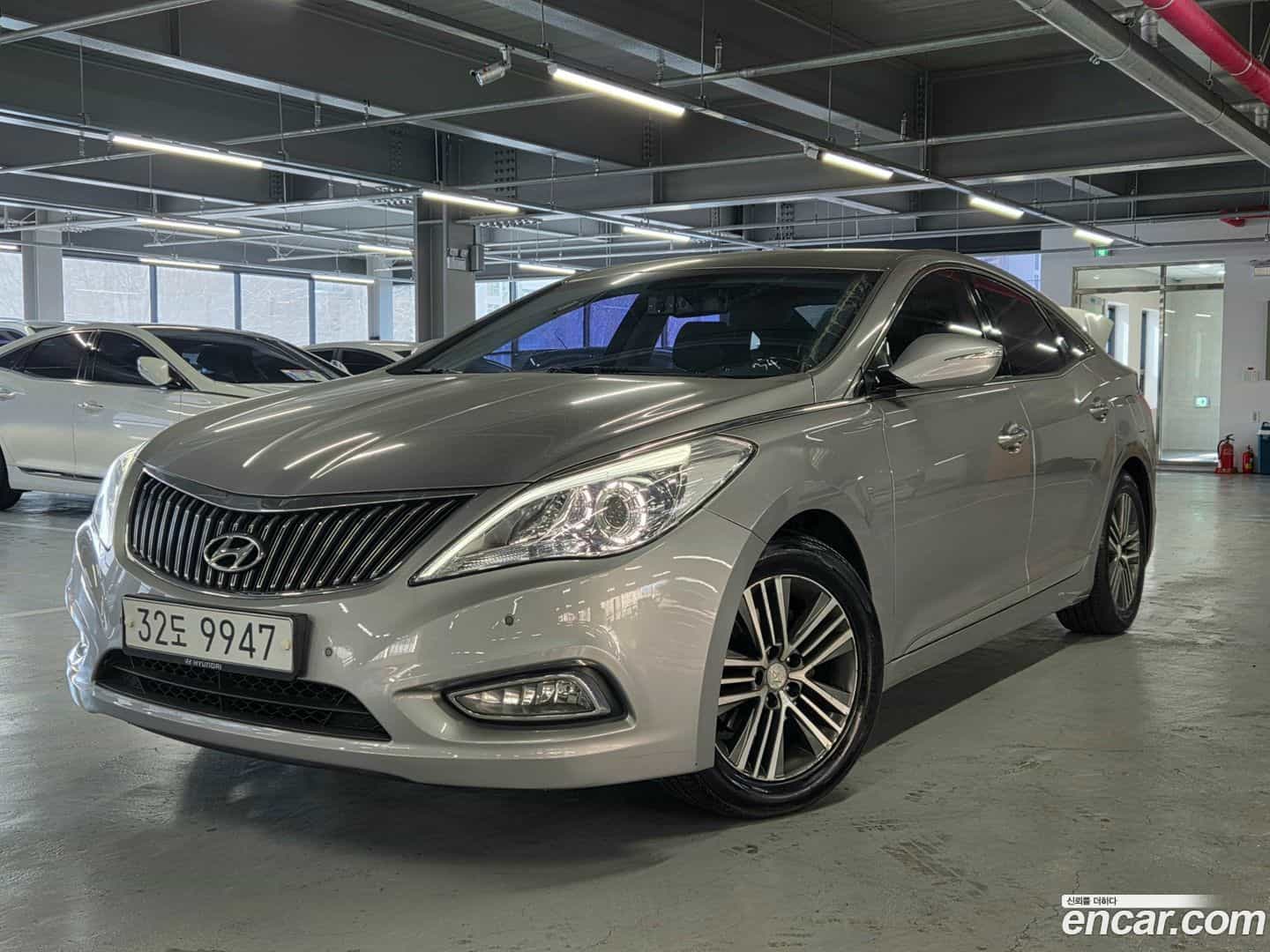 Grandeur Hyundai 2013.8-OUTER-002