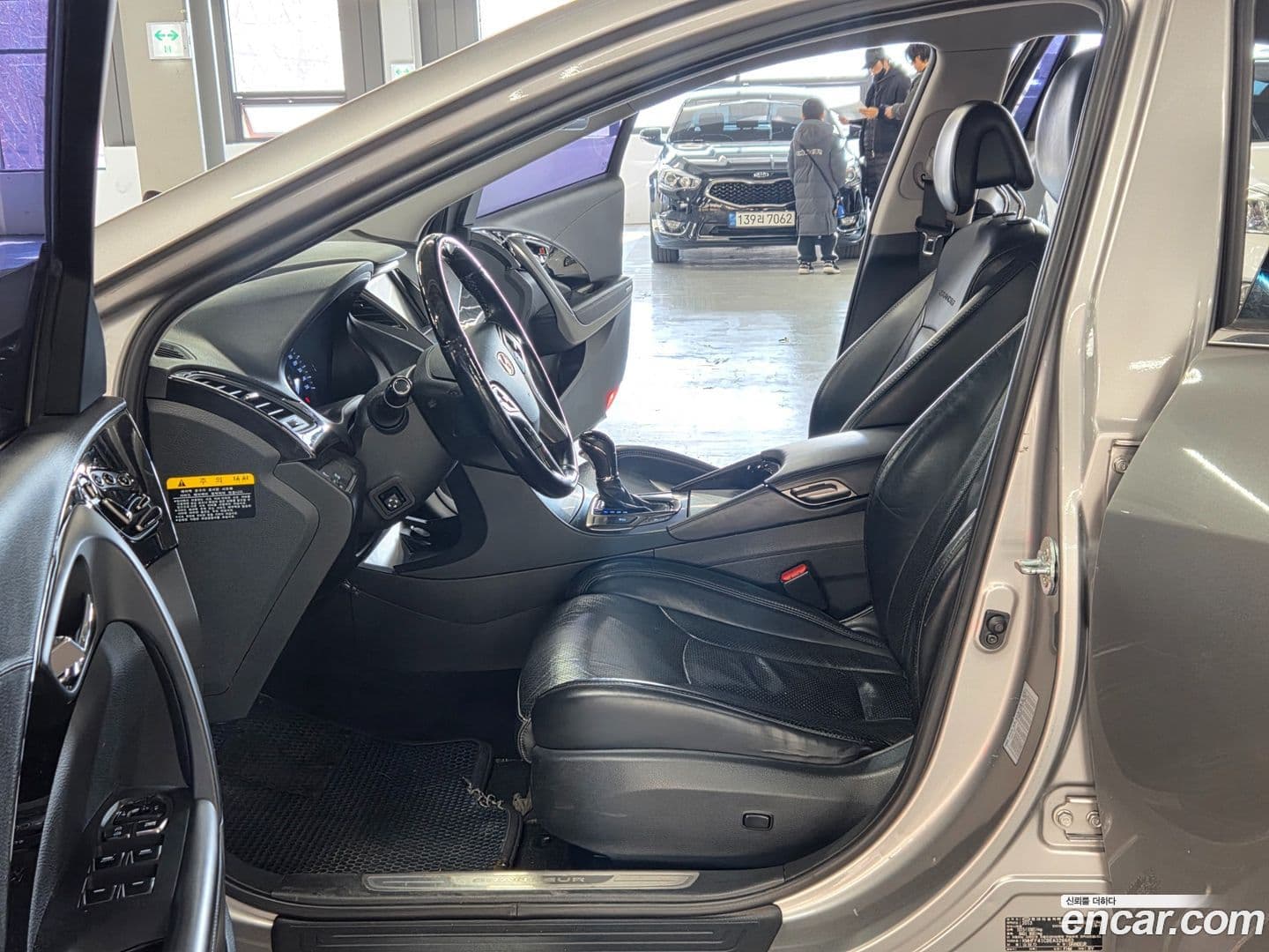 Main__Slider__Photo:Grandeur Hyundai 2013.8-16