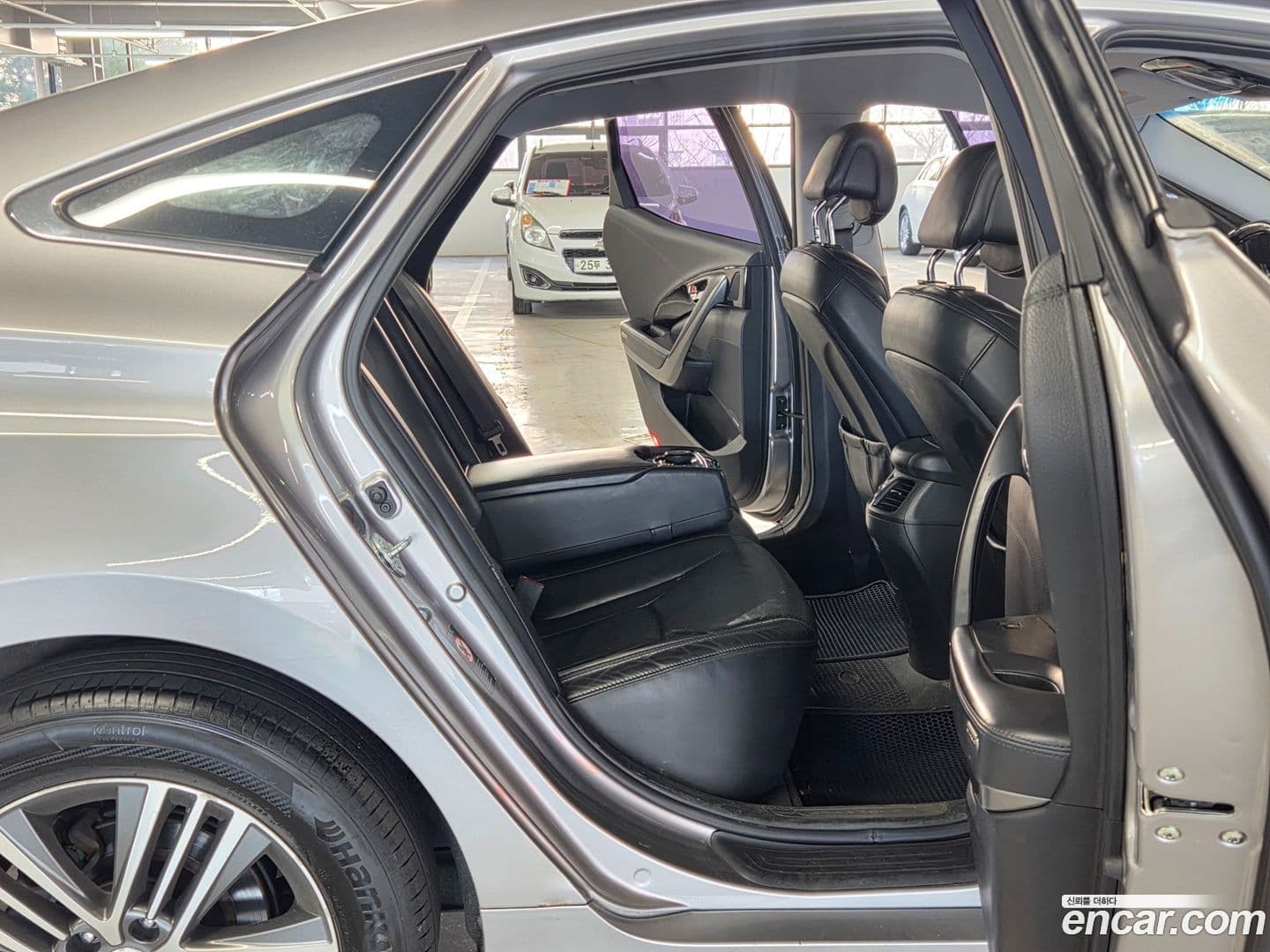 Main__Slider__Photo:Grandeur Hyundai 2013.8-17