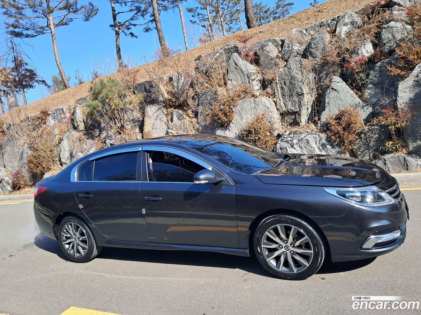 Main__Slider__Photo:SM5 Renault-KoreaSamsung 2015.3-2