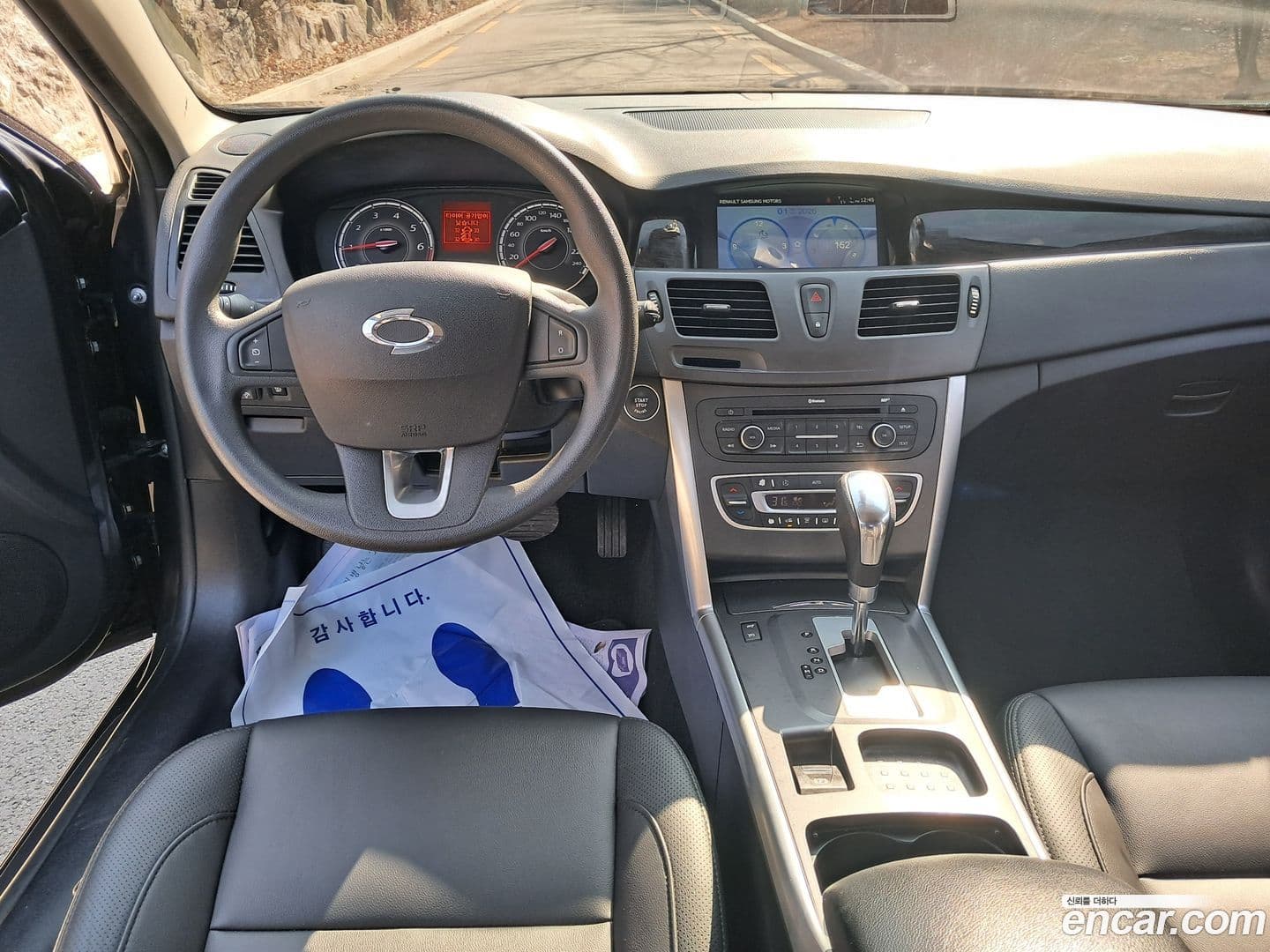 Main__Slider__Photo:SM5 Renault-KoreaSamsung 2015.3-6