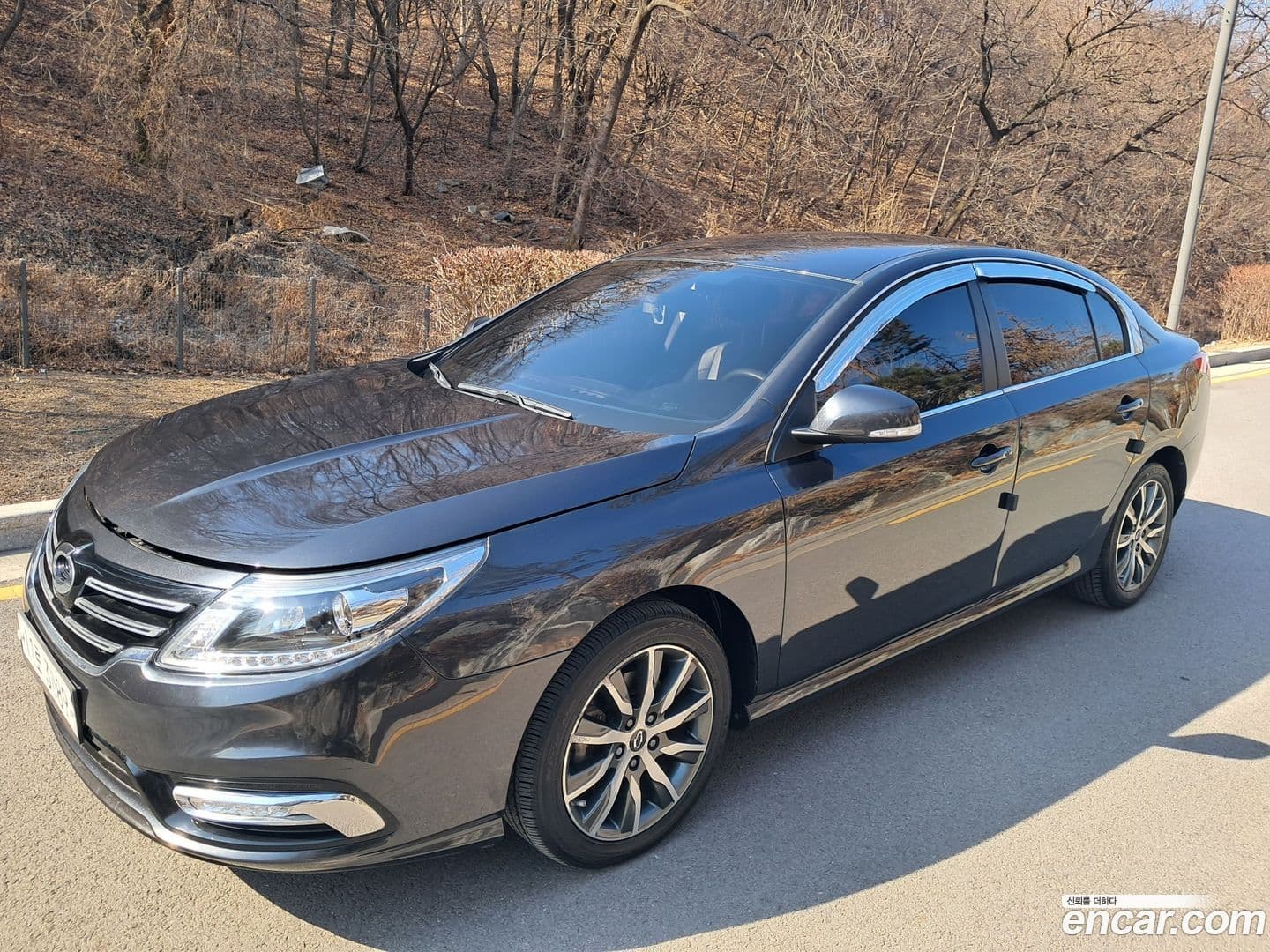 Main__Slider__Photo:SM5 Renault-KoreaSamsung 2015.3-7