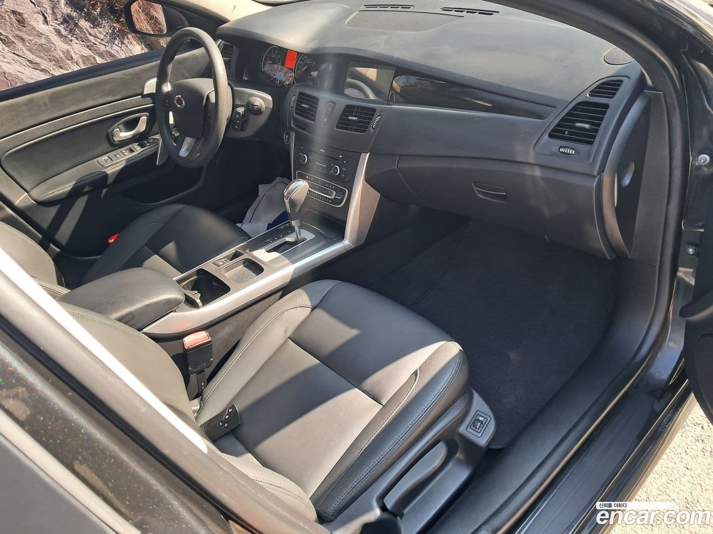 Main__Slider__Photo:SM5 Renault-KoreaSamsung 2015.3-11