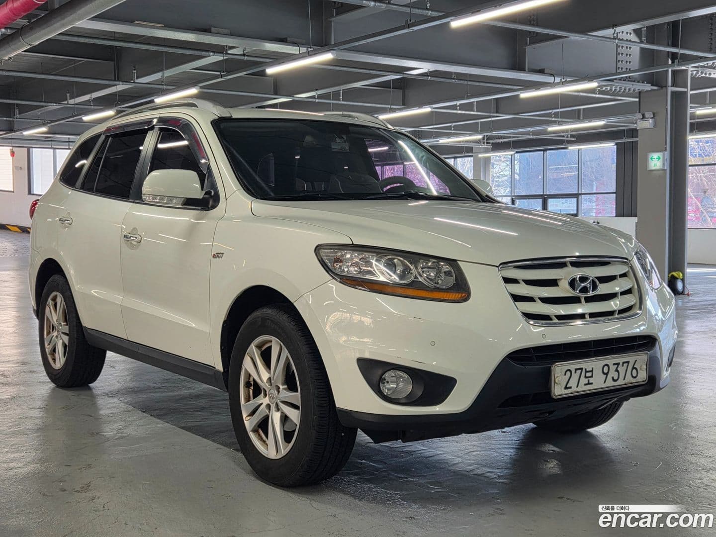 Main__Slider__Photo:Santafe Hyundai 2011.3-2