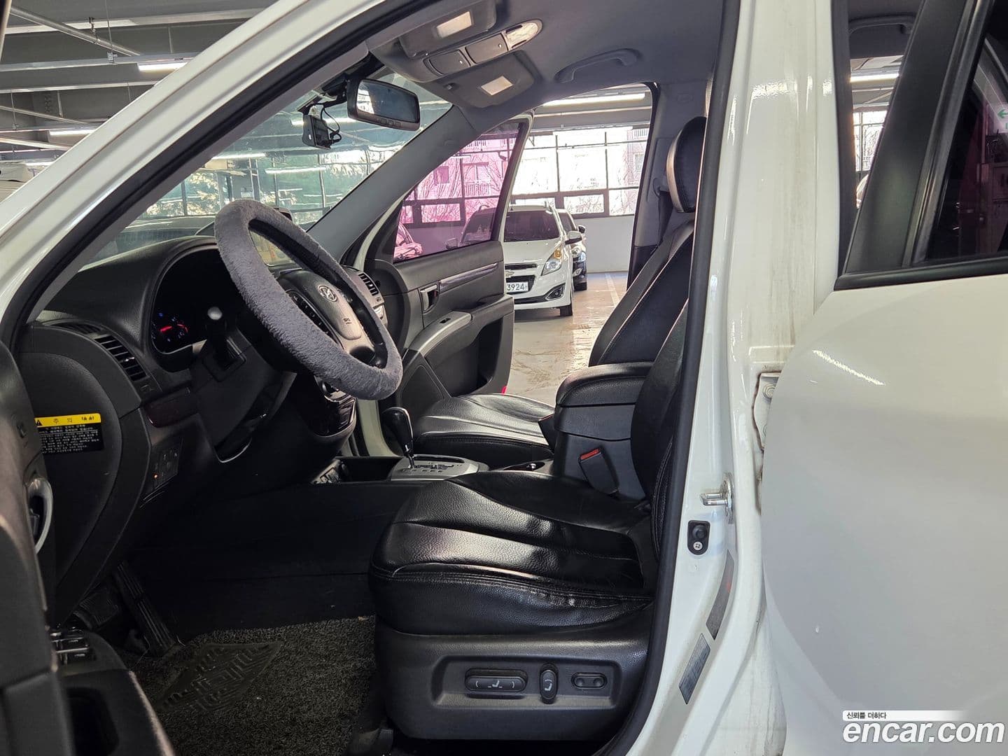 Main__Slider__Photo:Santafe Hyundai 2011.3-7