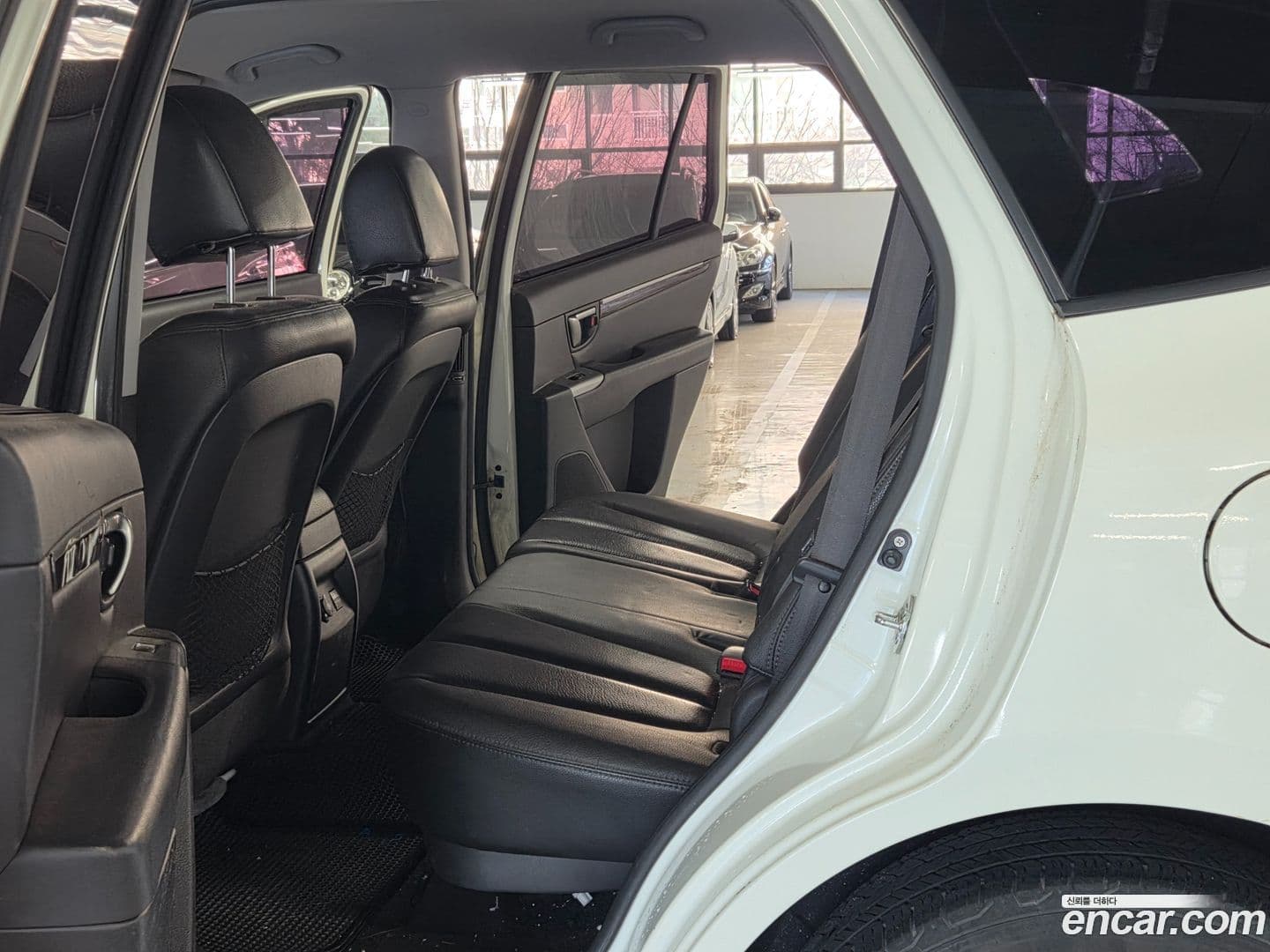 Main__Slider__Photo:Santafe Hyundai 2011.3-8