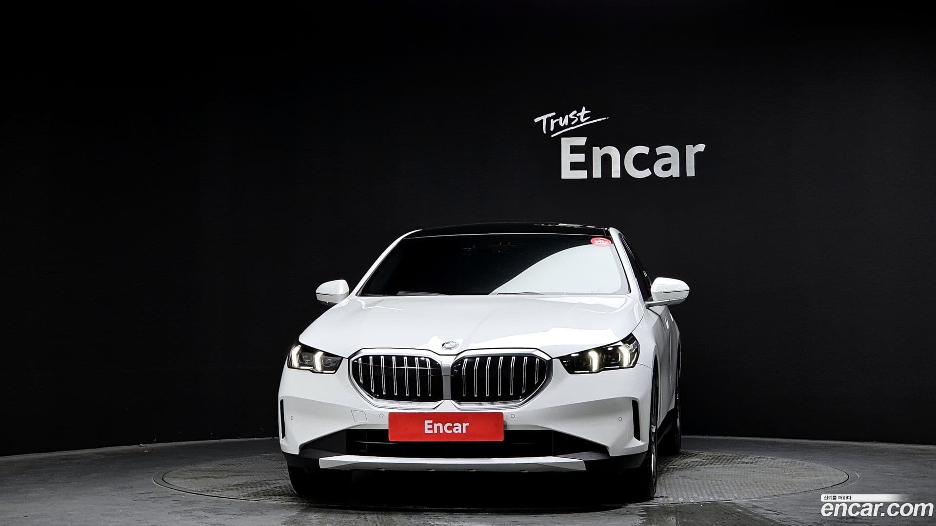 Main__Slider__Photo:5-Series BMW 2024.3-2