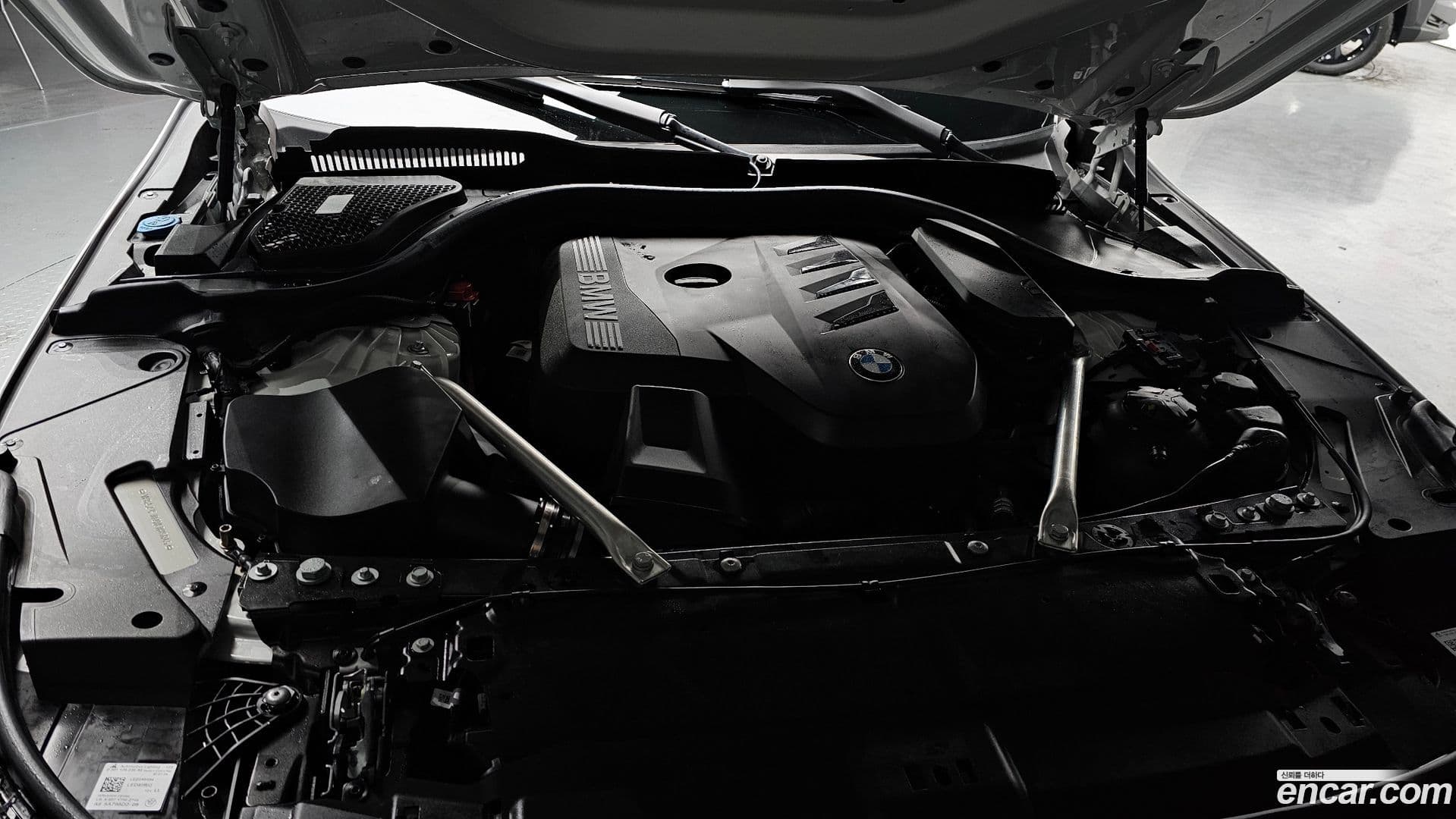 Main__Slider__Photo:5-Series BMW 2024.3-5