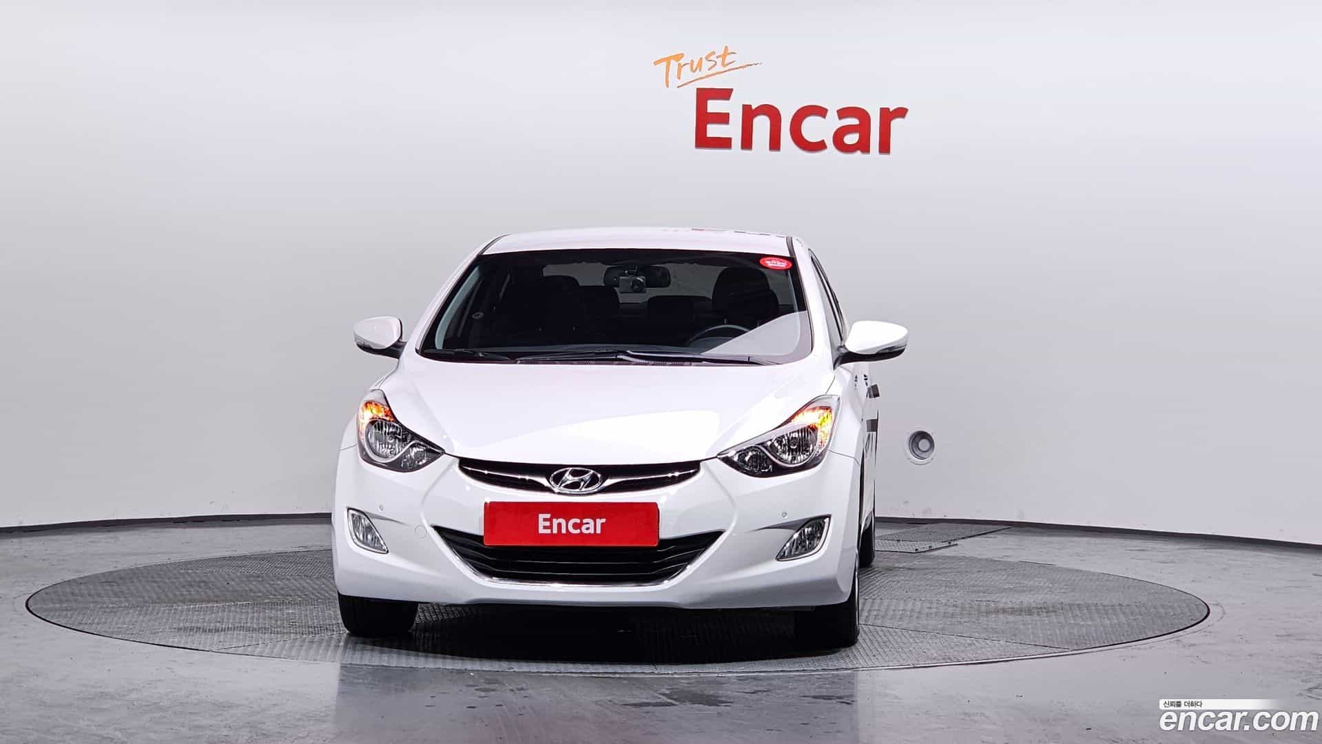 AVANTE Hyundai 2012.8-OUTER-003