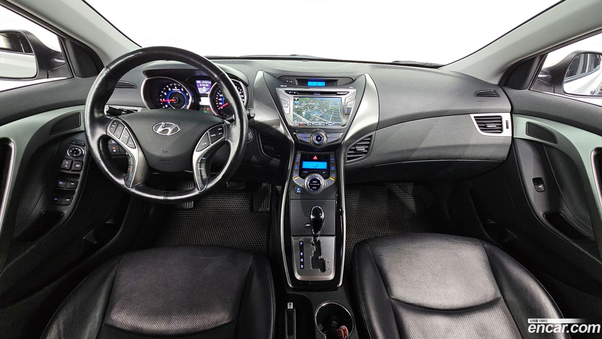 Main__Slider__Photo:AVANTE Hyundai 2012.8-6