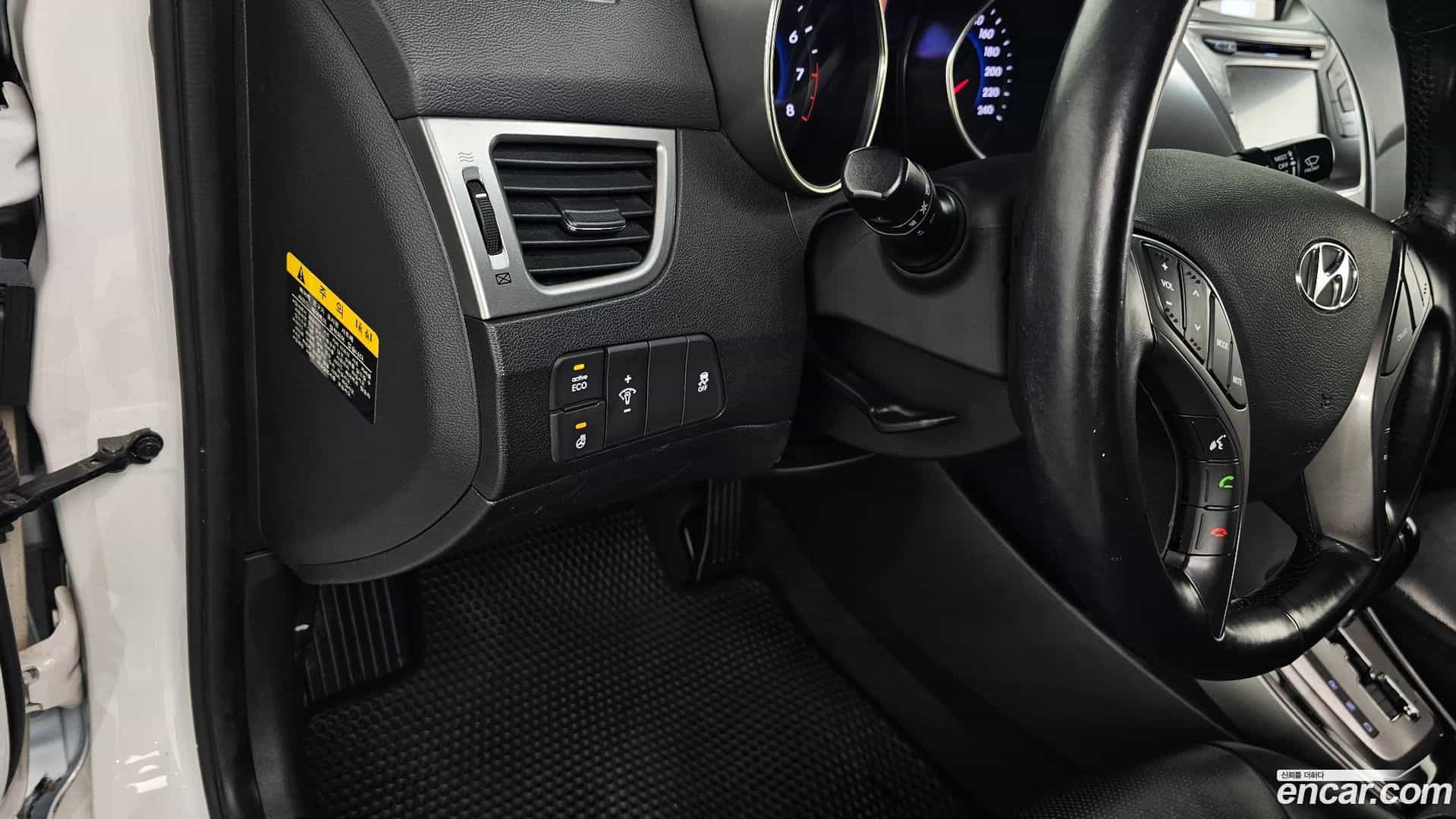 AVANTE Hyundai 2012.8-OPTION-022