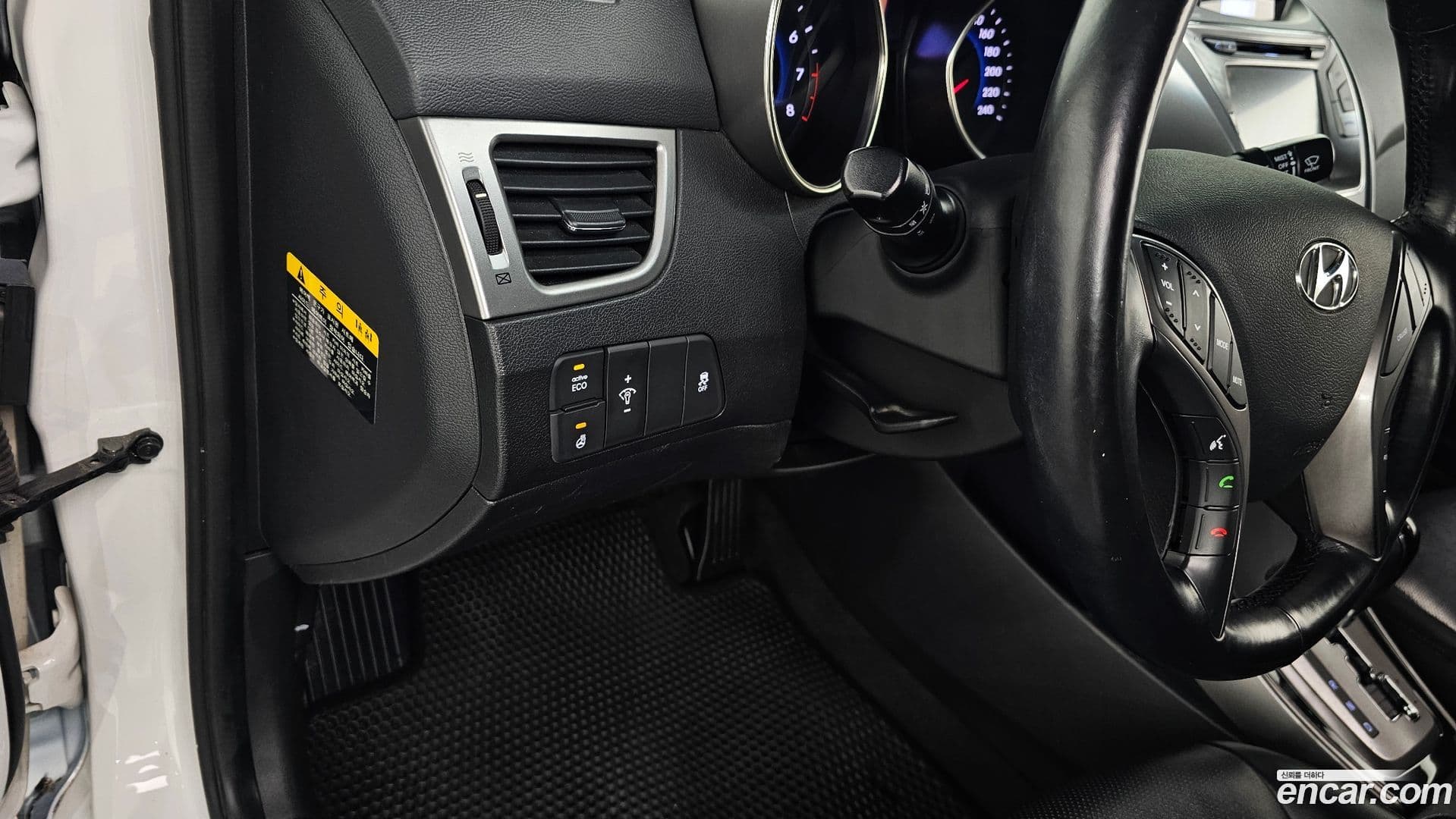 Main__Slider__Photo:AVANTE Hyundai 2012.8-17