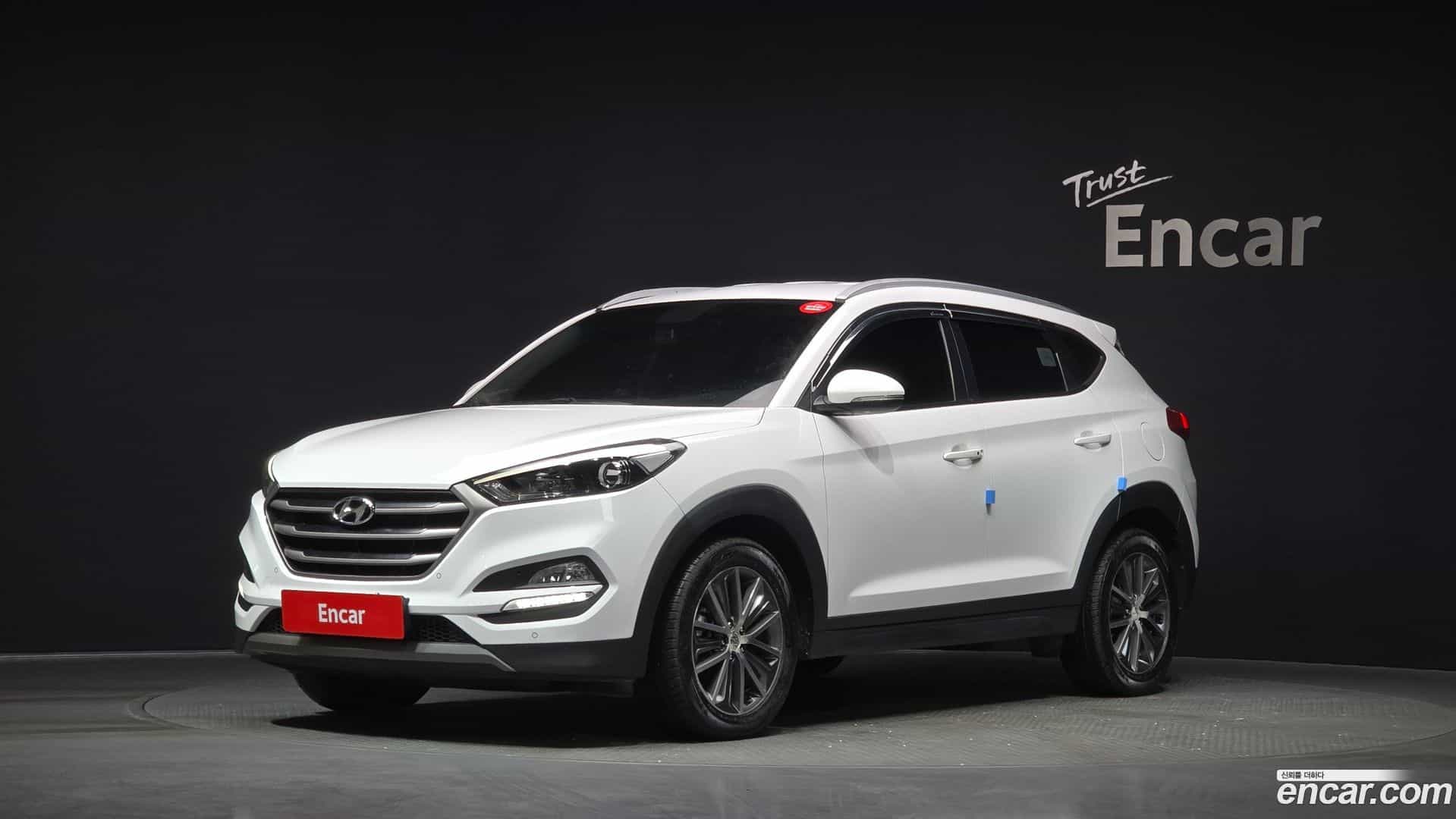 Tucson Hyundai 2016.0-OUTER-001