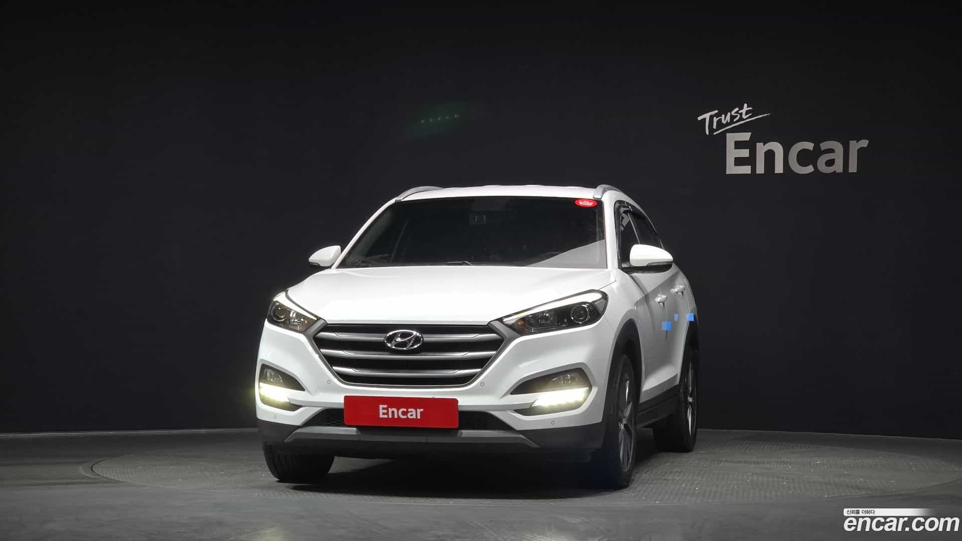 Tucson Hyundai 2016.0-OUTER-003