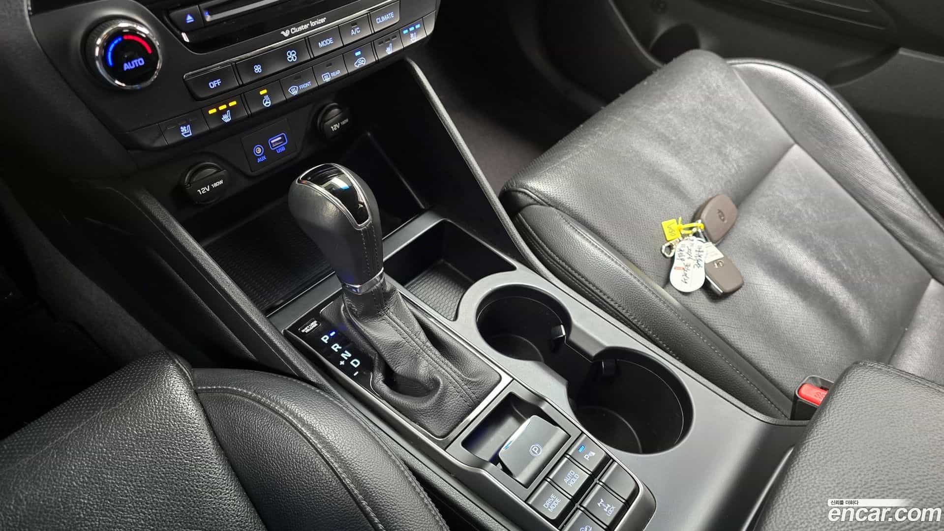 Tucson Hyundai 2016.0-INNER-009