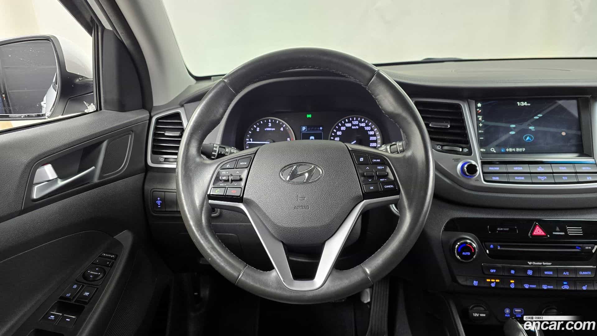 Tucson Hyundai 2016.0-OPTION-017