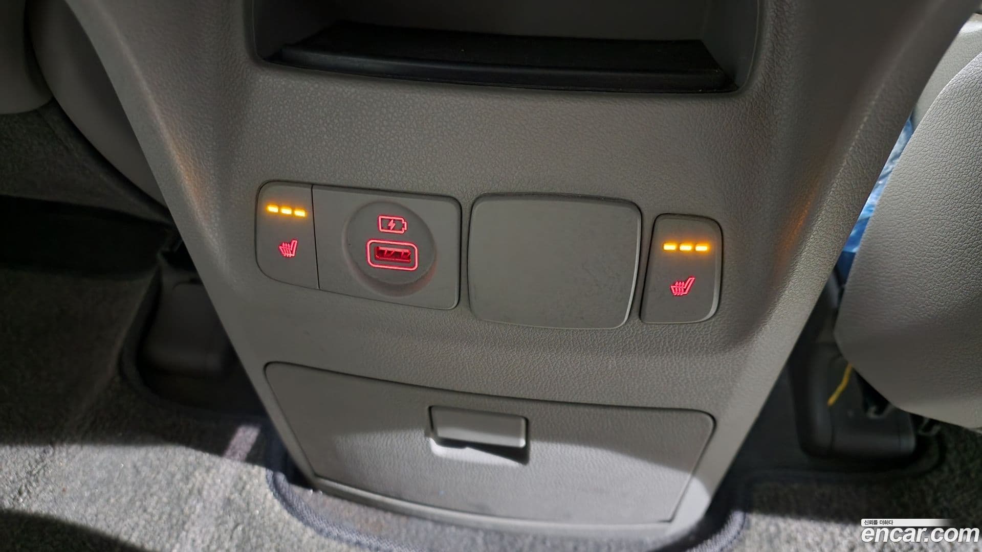 Main__Slider__Photo:Canival Kia 2018.7-17