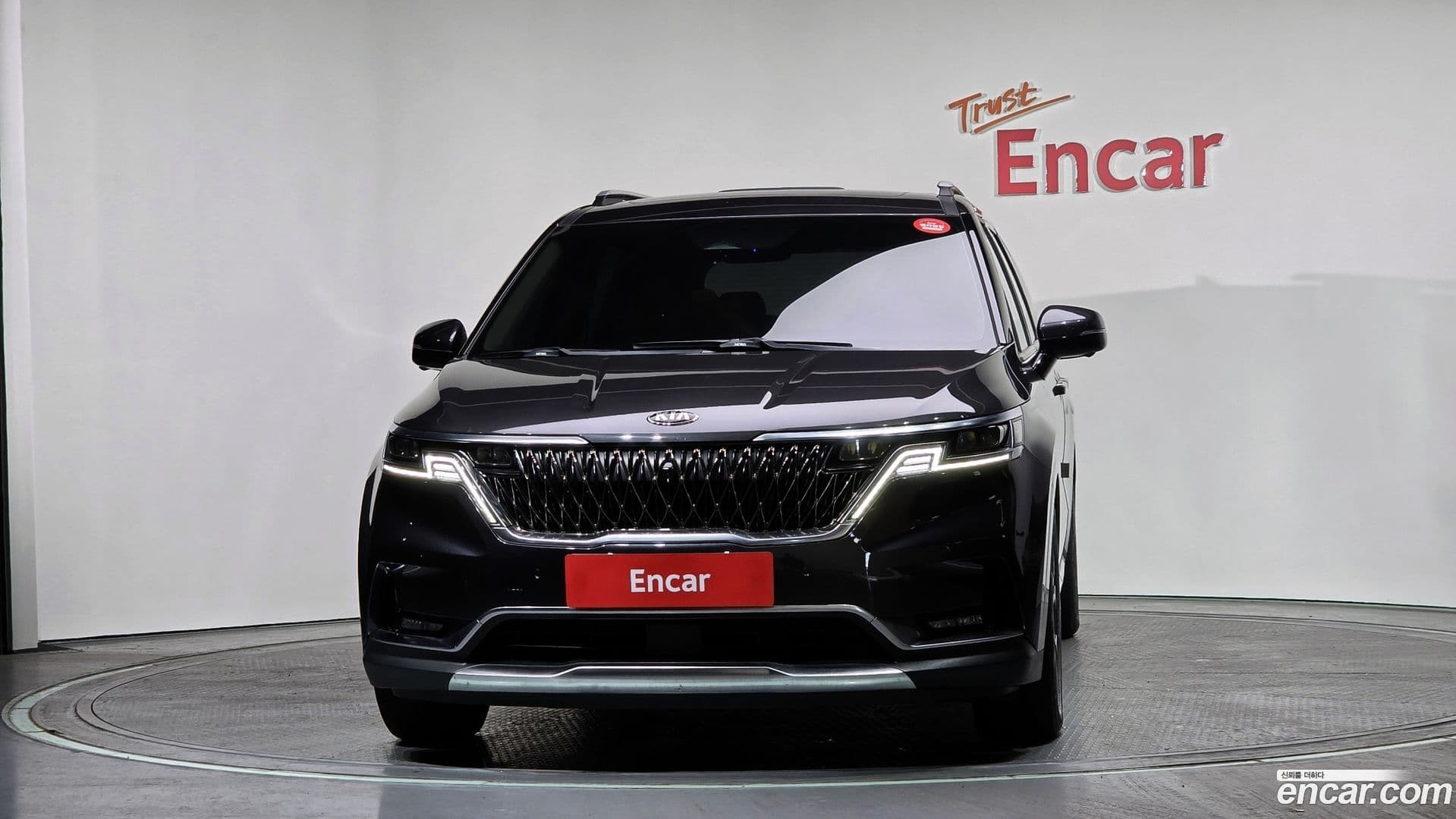 Main__Slider__Photo:Canival Kia 2020.9-2