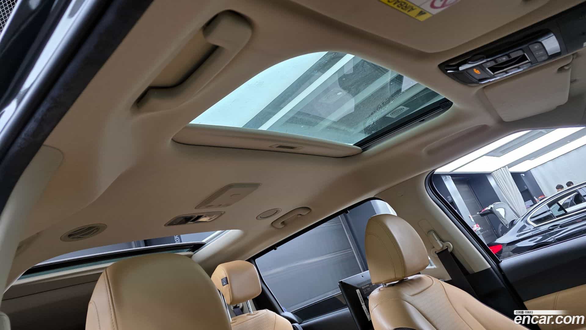 Canival Kia 2020.9-OPTION-021