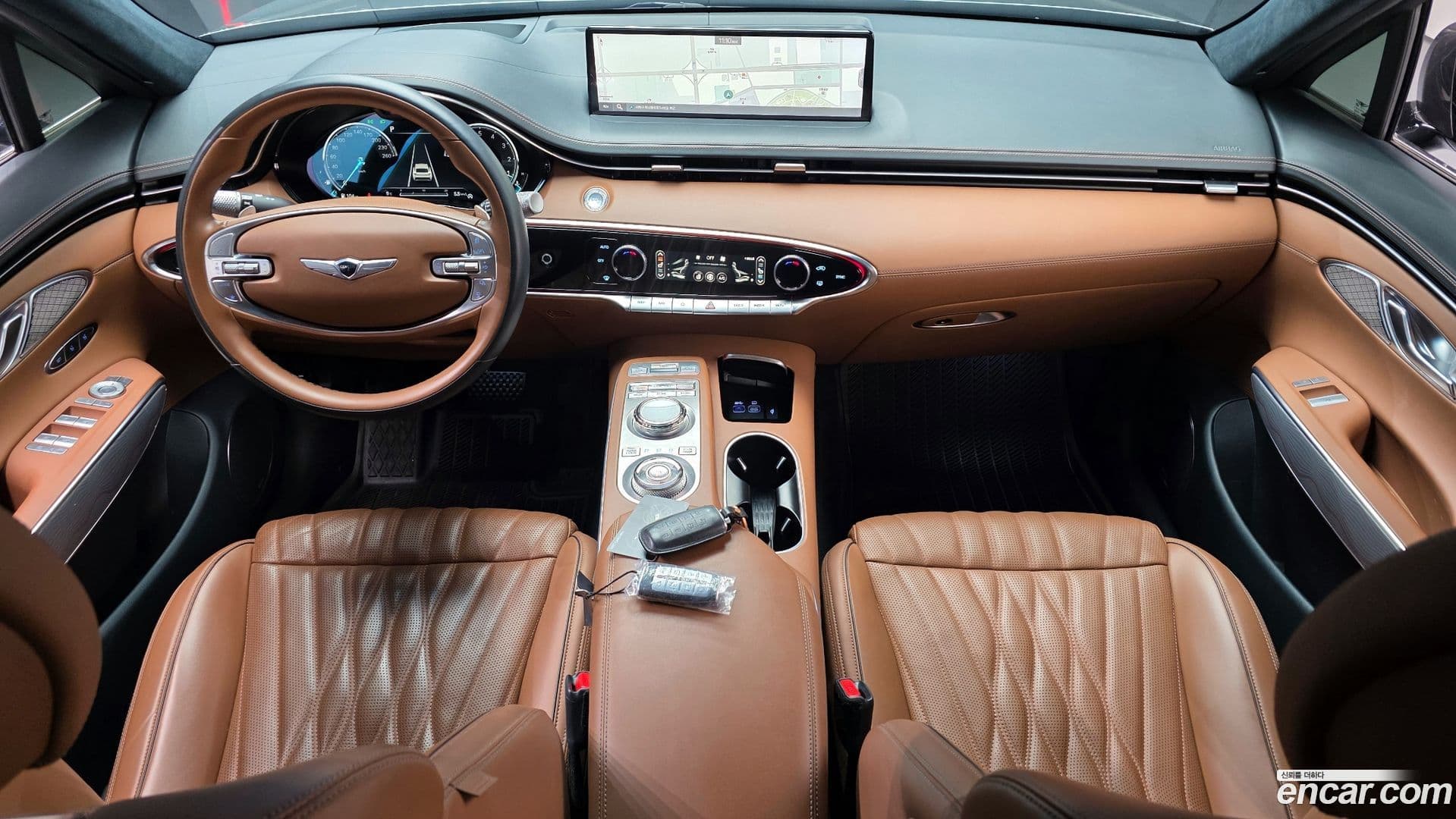 Main__Slider__Photo:GV70 Genesis 2022.5-6