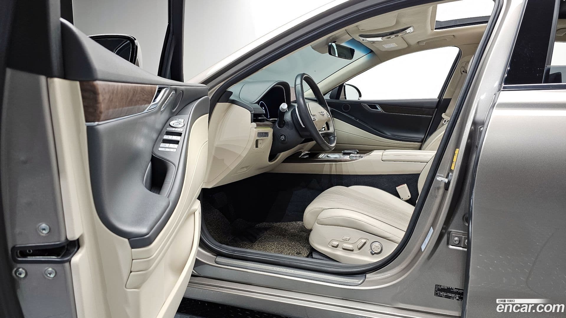 Main__Slider__Photo:G80 Genesis 2021.0-9