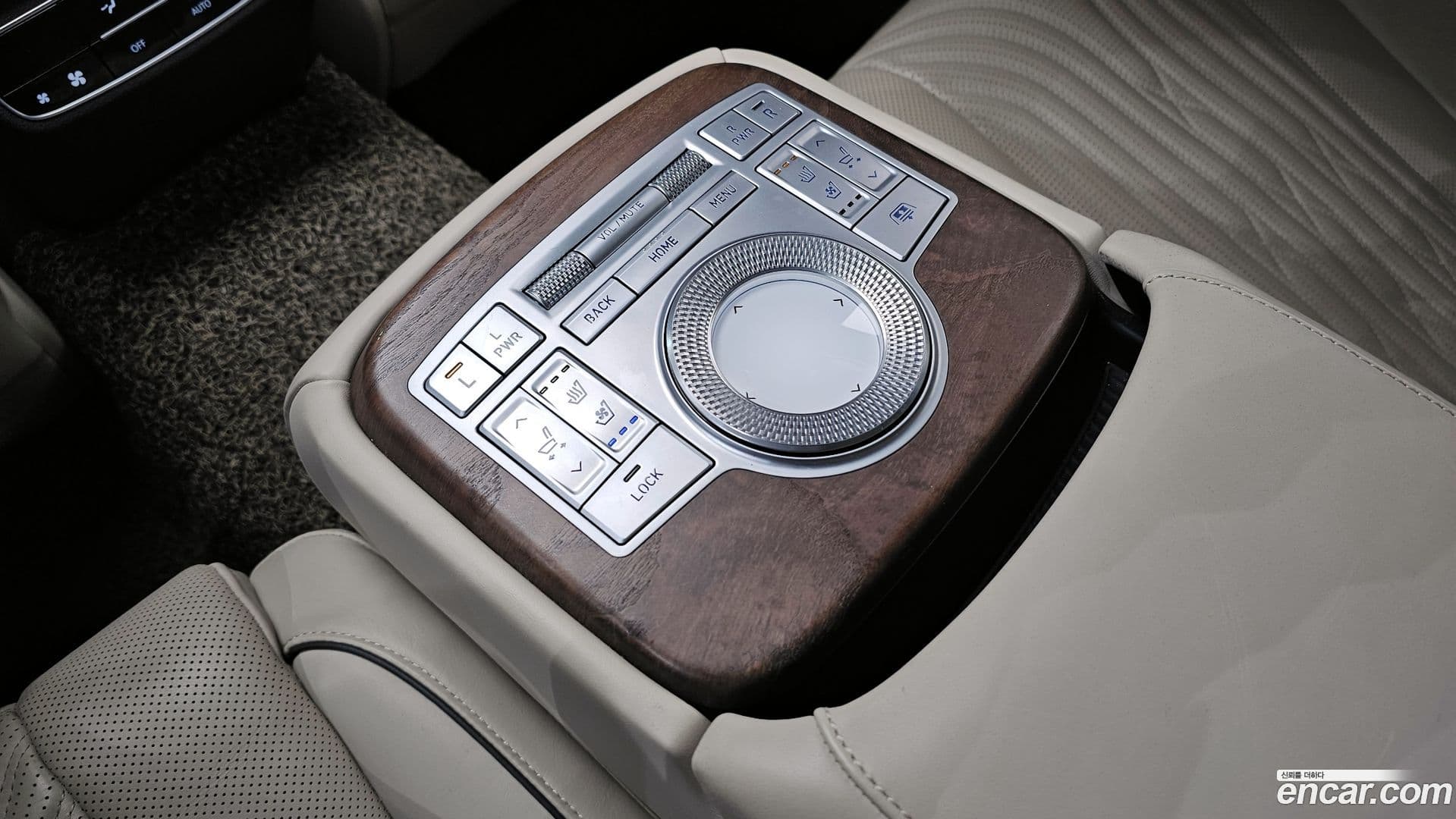 Main__Slider__Photo:G80 Genesis 2021.0-17