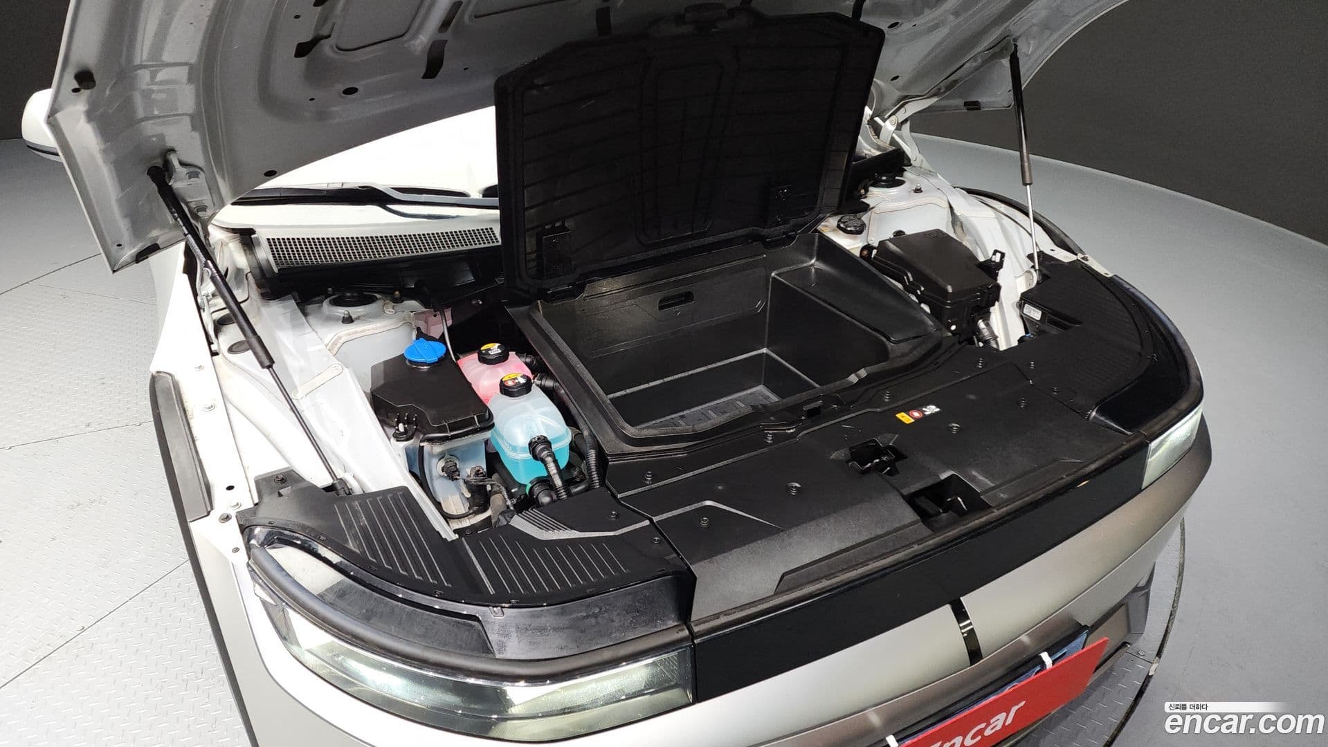 Main__Slider__Photo:Ioniq5 Hyundai 2021.8-5