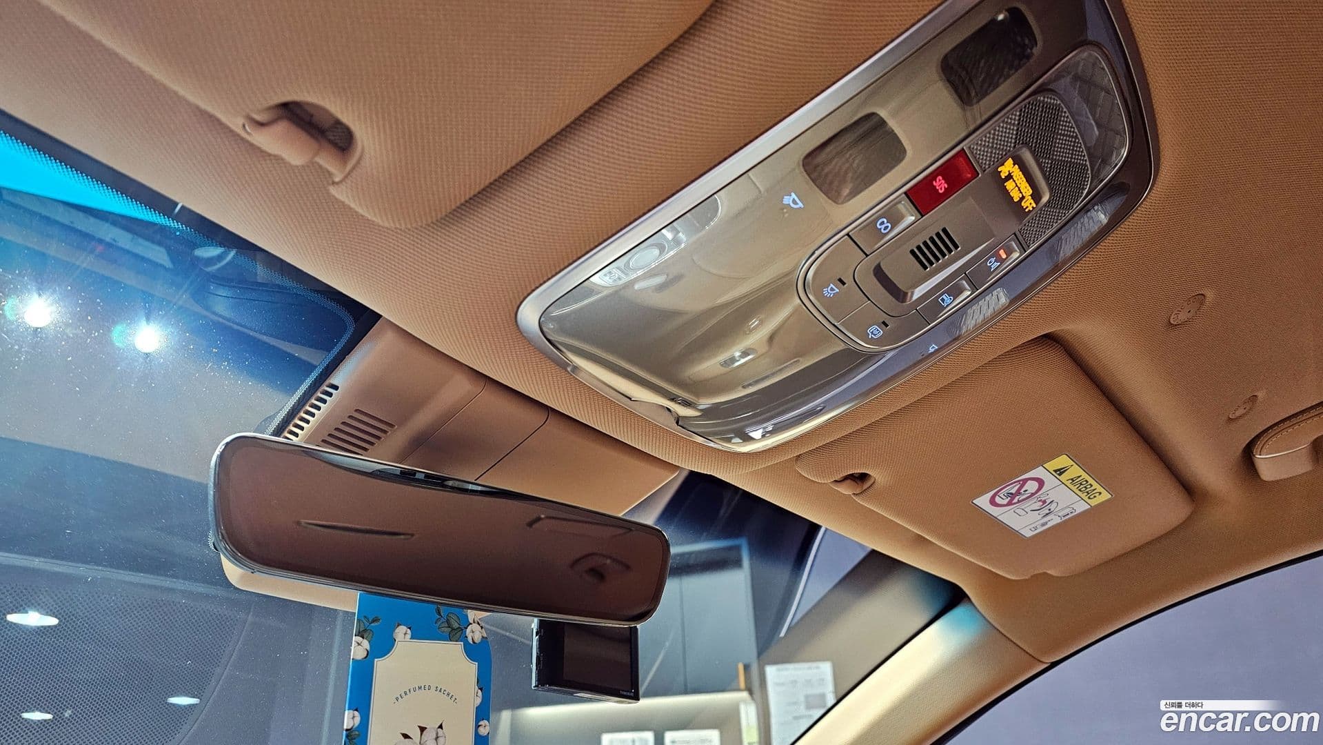 Main__Slider__Photo:G90 Genesis 2022.4-16