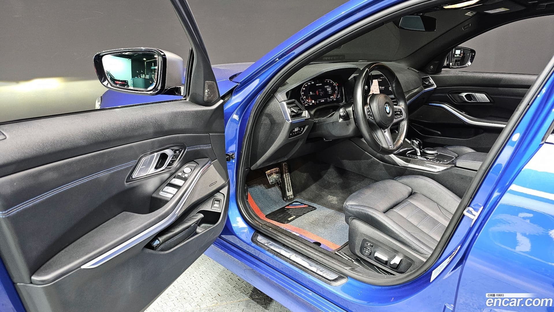 Main__Slider__Photo:3-Series BMW 2022.0-9