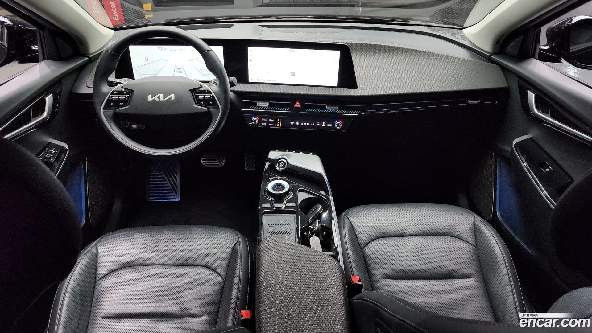 Main__Slider__Photo:EV6 Kia 2023.4-6