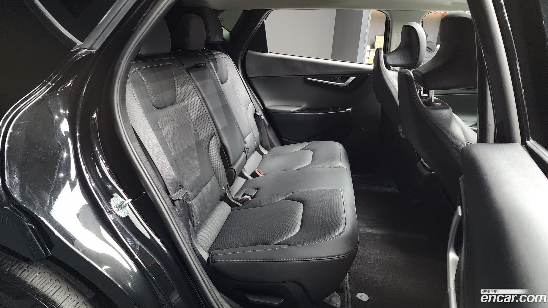 Main__Slider__Photo:EV6 Kia 2023.4-11