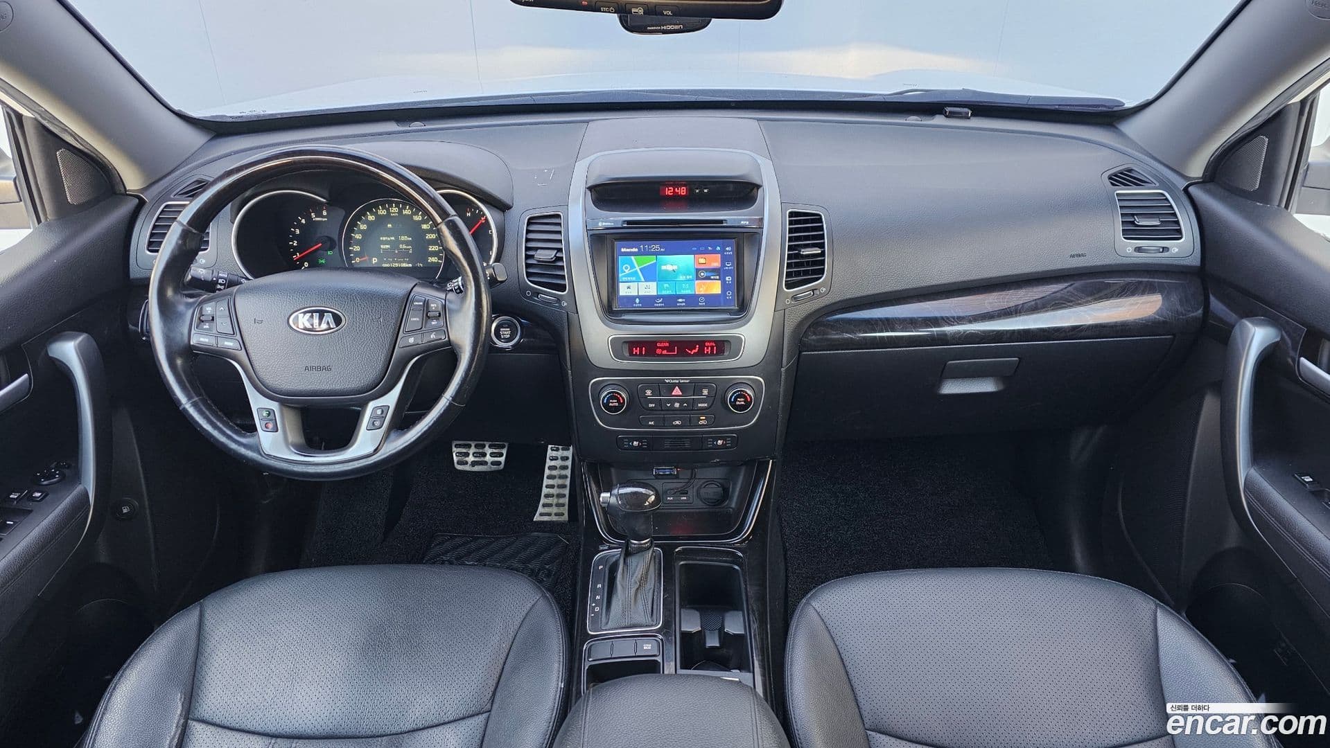 Main__Slider__Photo:Sorento Kia 2014.6-6