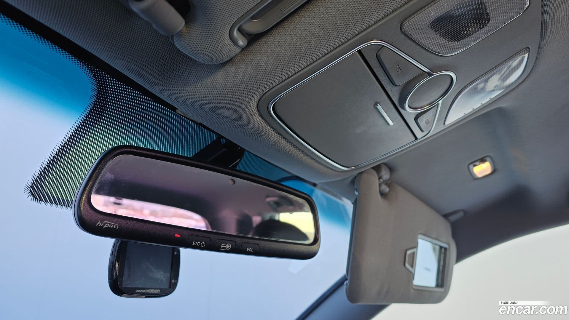 Main__Slider__Photo:Sorento Kia 2014.6-18